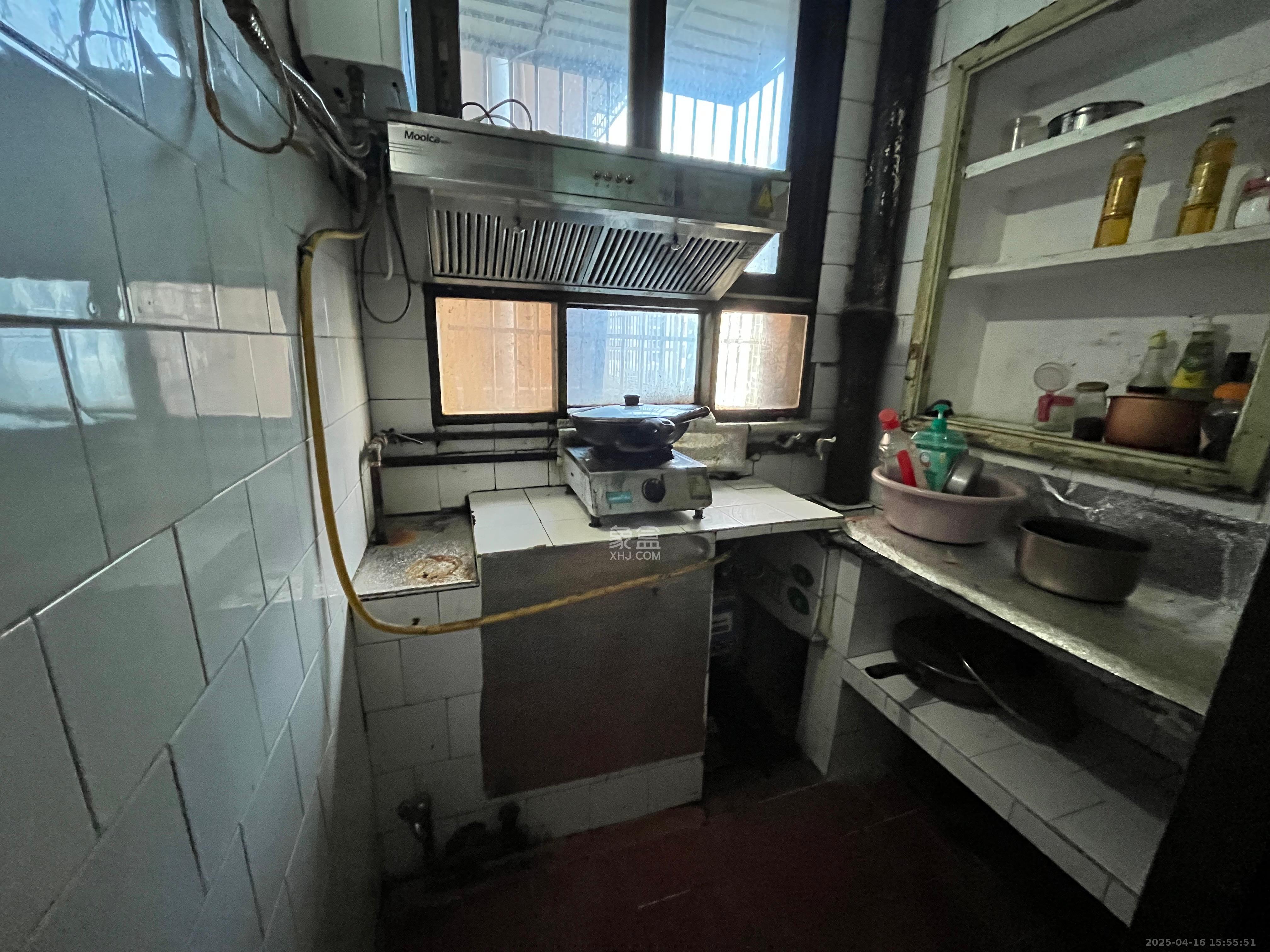 开发公司宿舍 1室1厅1卫 1500.0元/月 开发公司宿舍 1室1厅1卫 1500.0元/月室内图