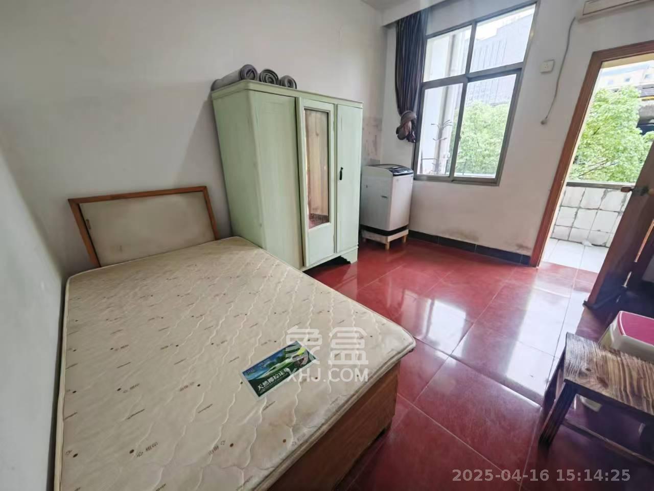 省水院宿舍 1室2厅1卫 2000.0元/月 省水院宿舍 1室2厅1卫 2000.0元/月室内图