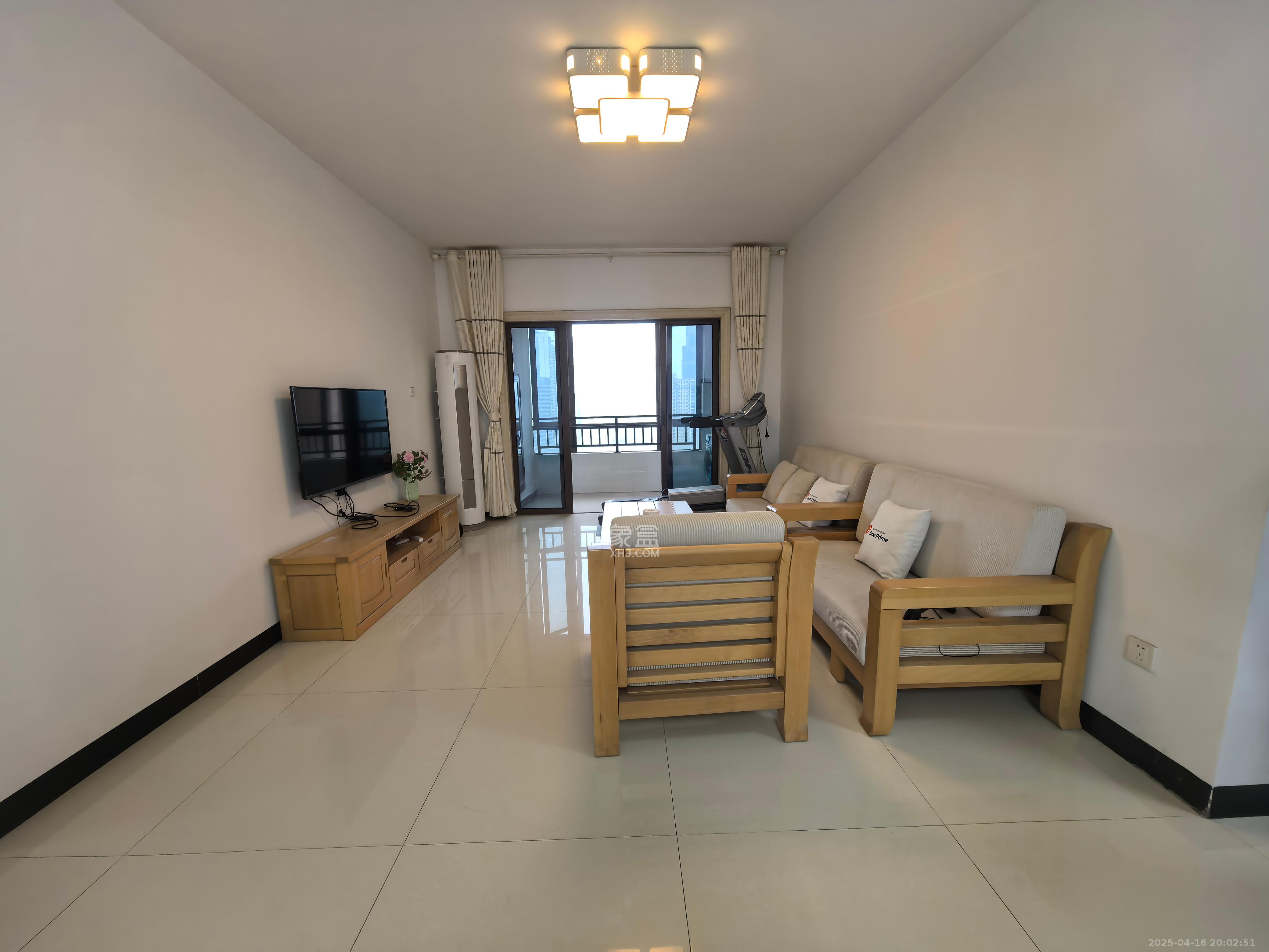 世茂铂翠湾二期 4室2厅2卫 3500.0元/月 世茂铂翠湾二期 4室2厅2卫 3500.0元/月室内图