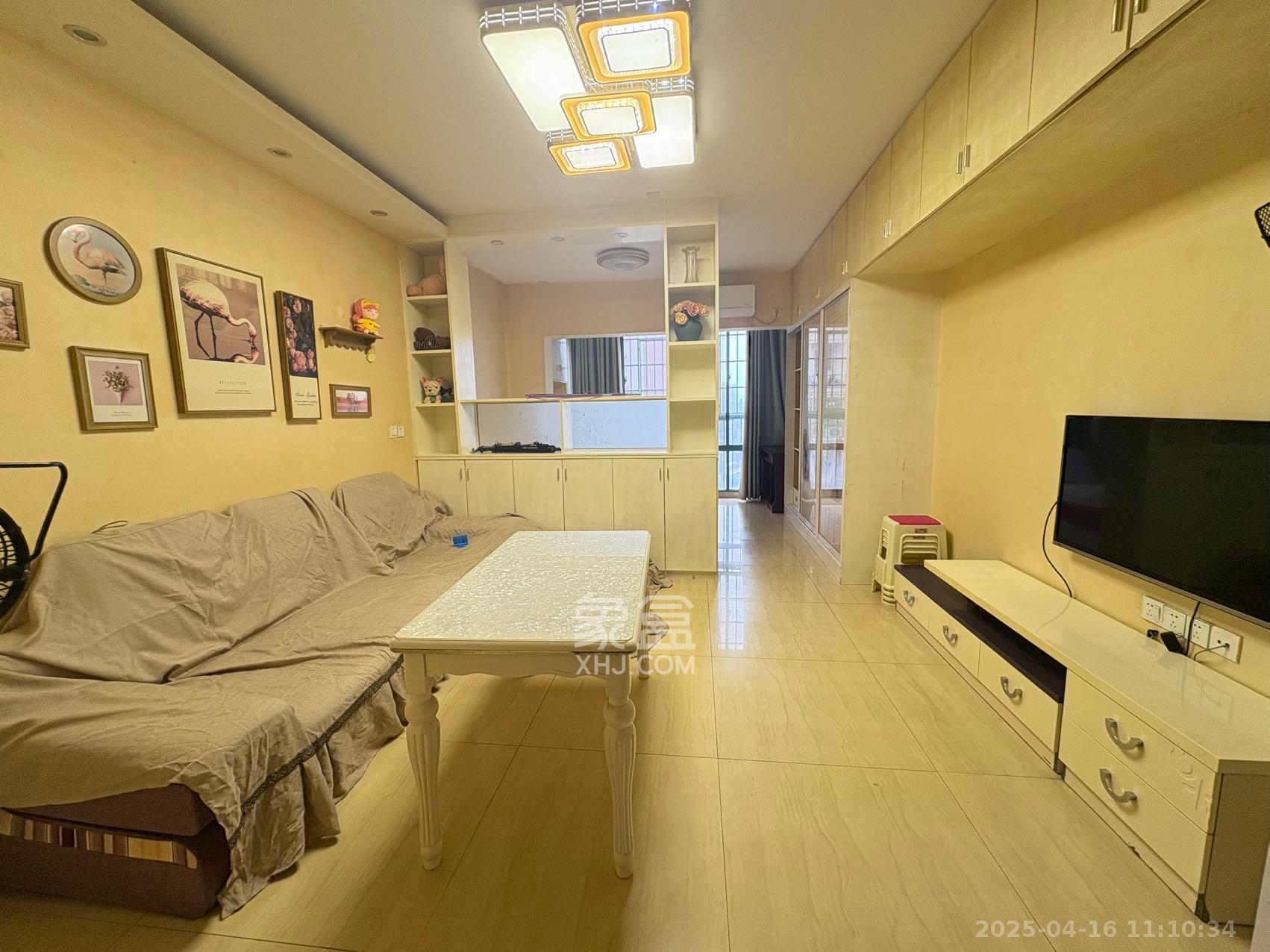 蝴蝶谷 1室1厅1卫 1000.0元/月 蝴蝶谷 1室1厅1卫 1000.0元/月室内图