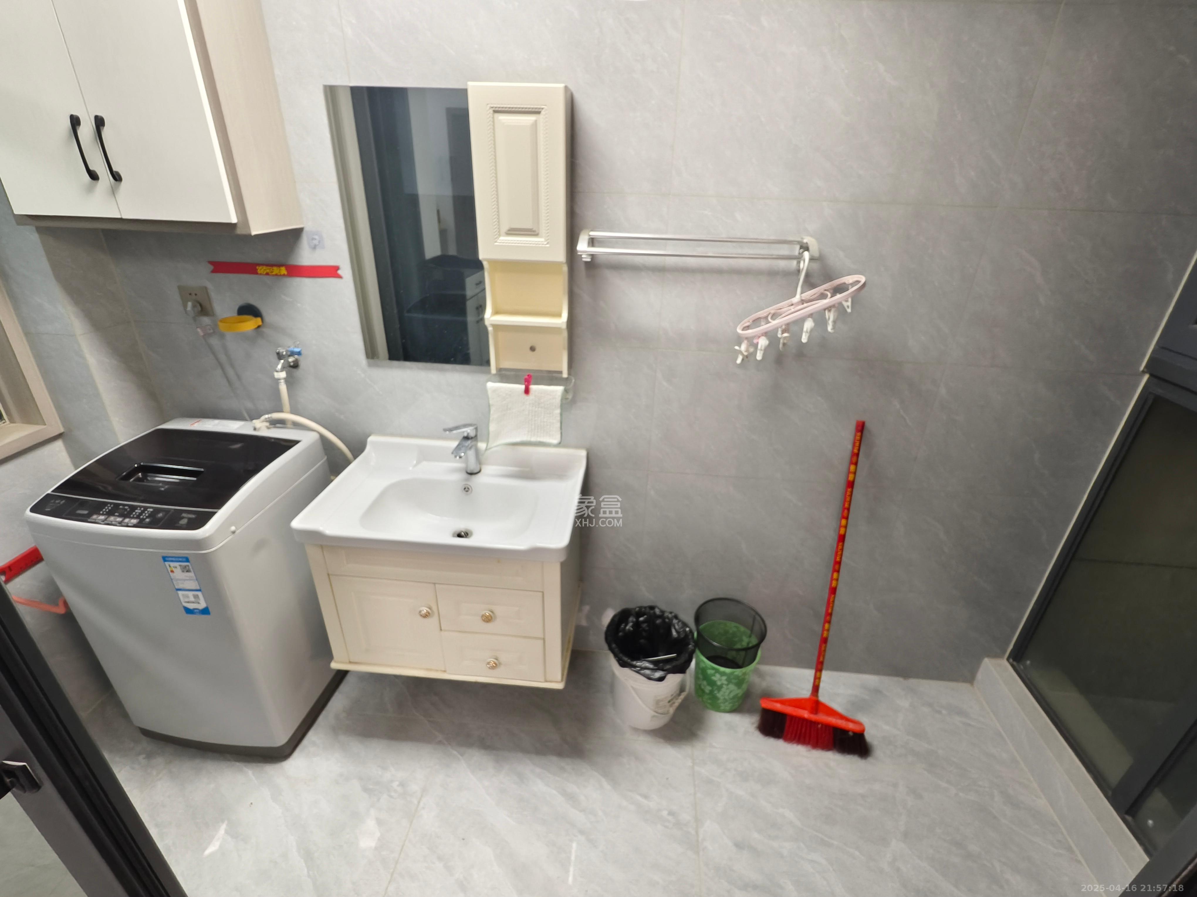 长房东旭国际 3室2厅2卫 3000.0元/月 长房东旭国际 3室2厅2卫 3000.0元/月室内图