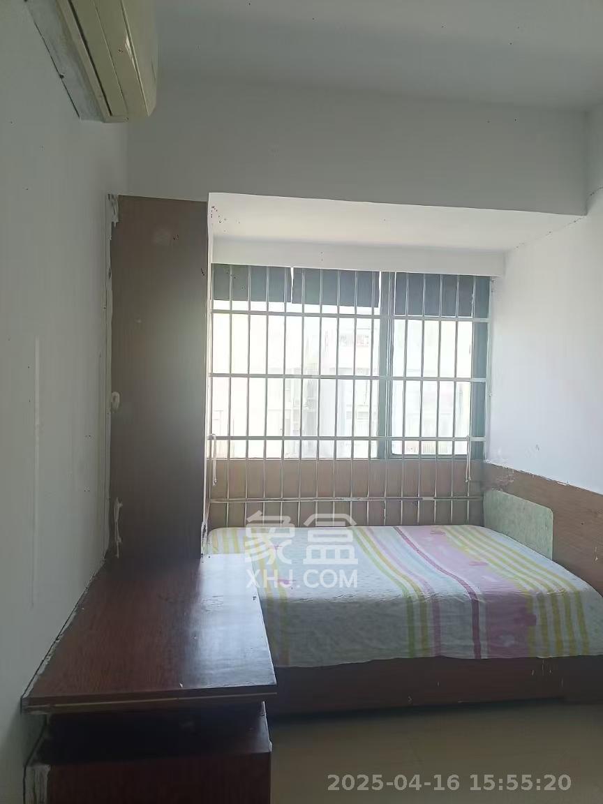 望兴景园一期 2室1厅1卫 1700.0元/月 望兴景园一期 2室1厅1卫 1700.0元/月室内图