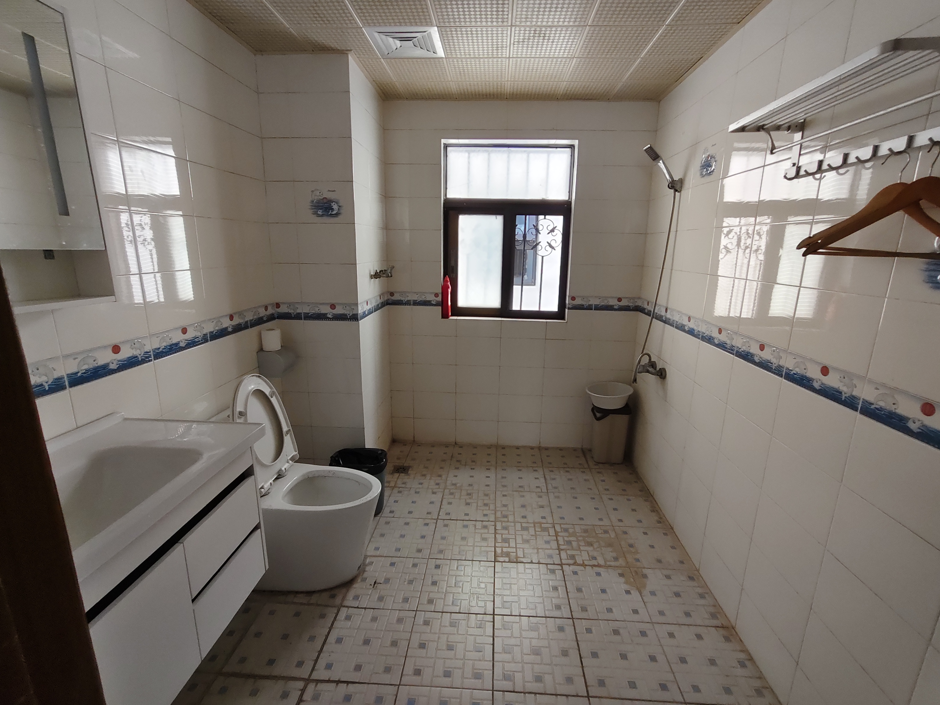 碧波花园(别墅) 9室3厅6卫 17000.0元/月 碧波花园(别墅) 9室3厅6卫 17000.0元/月室内图