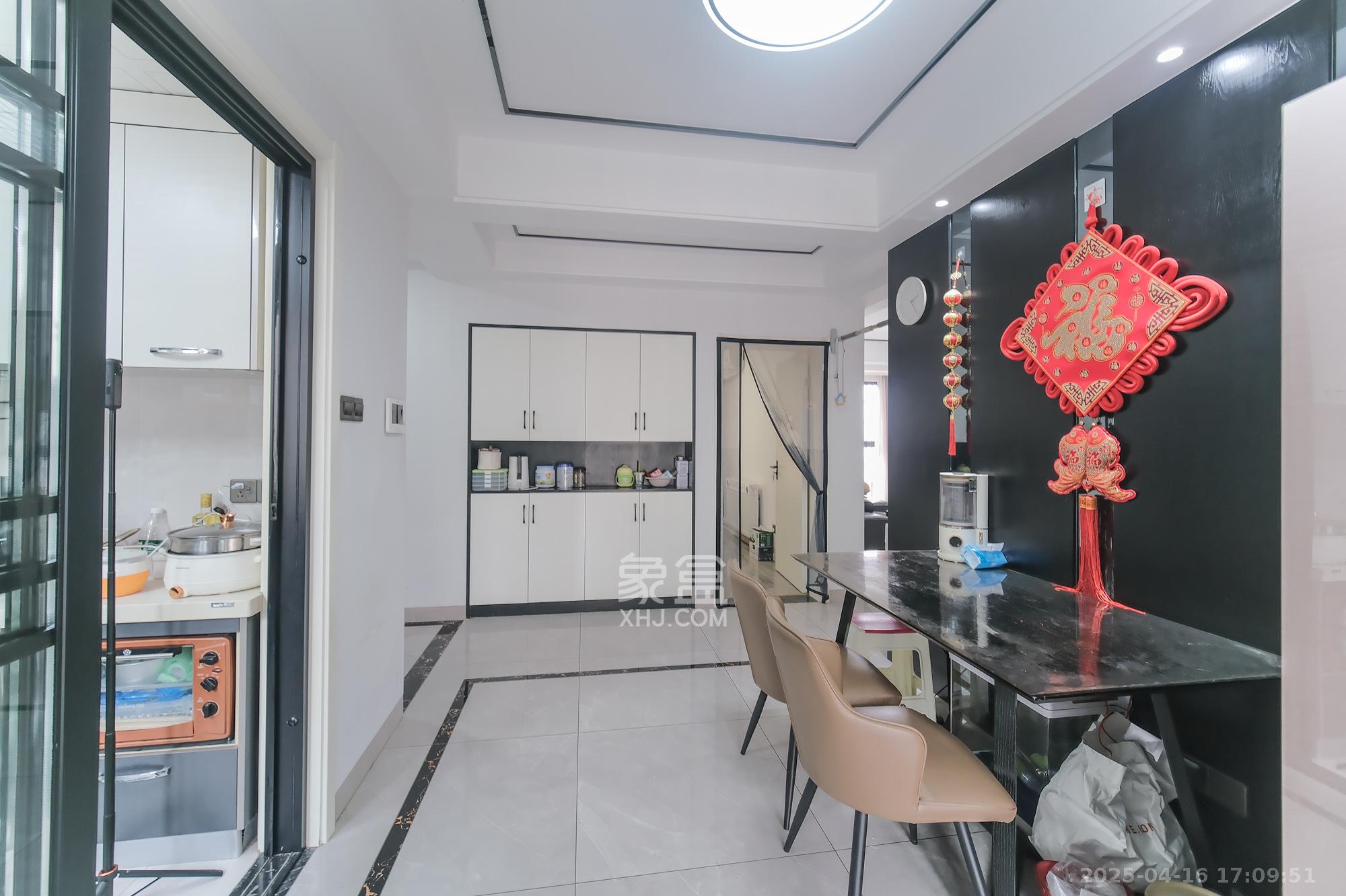 荣盛花语城  4室2厅2卫    126.0万 荣盛花语城  4室2厅2卫    126.0万其他