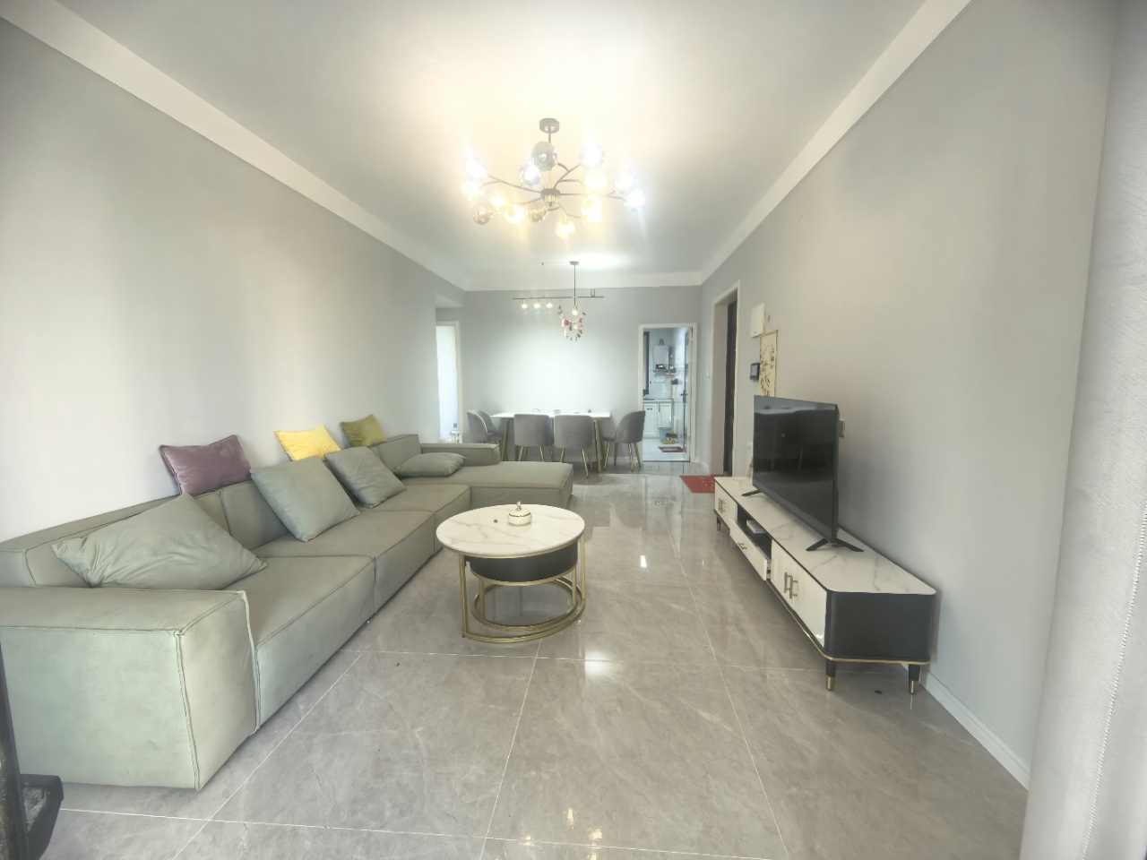 滨海新天地 3室2厅2卫 3000.0元/月 滨海新天地 3室2厅2卫 3000.0元/月室内图