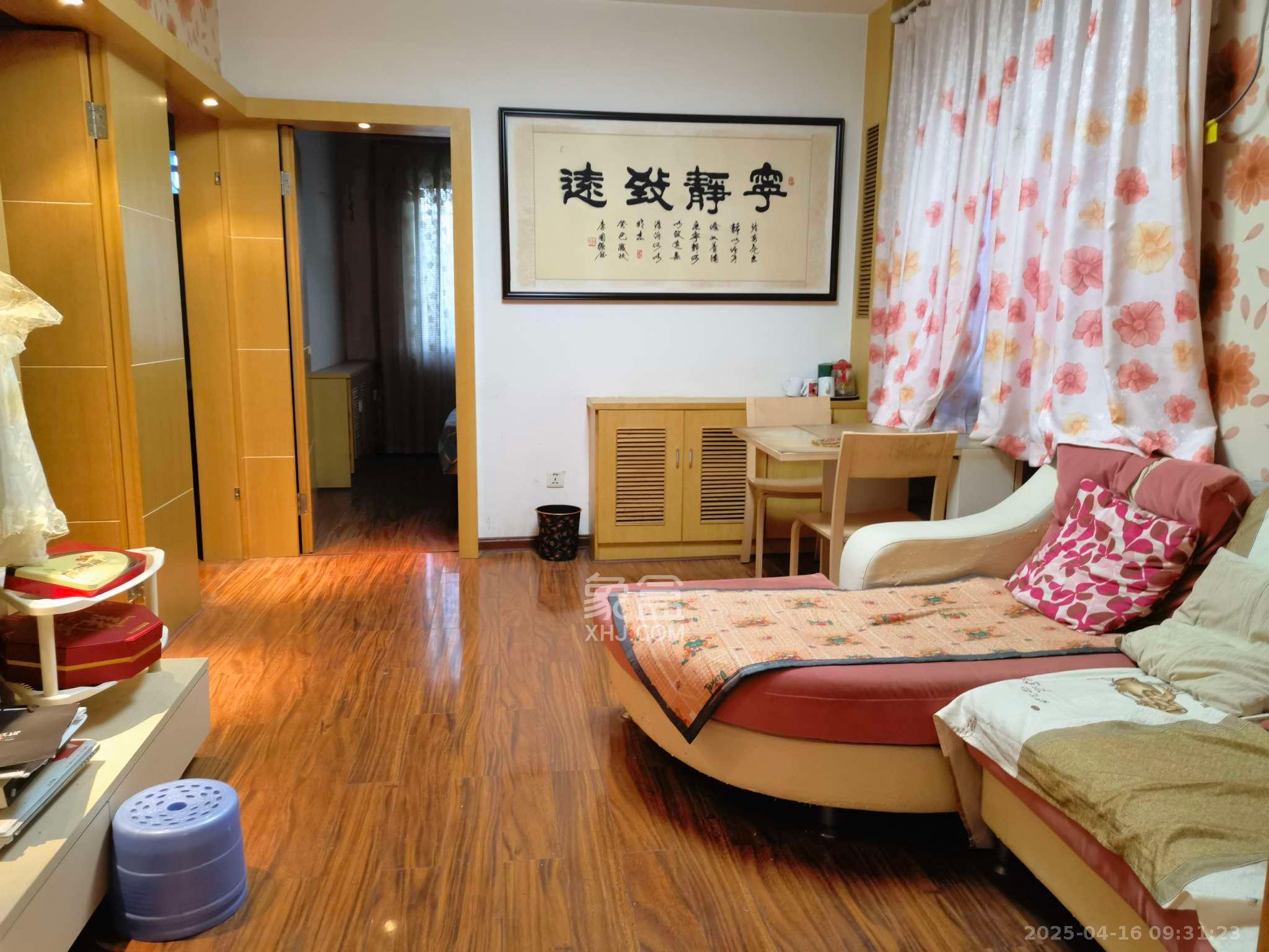 省政府机关梓园住宅区 3室1厅1卫 2800.0元/月 省政府机关梓园住宅区 3室1厅1卫 2800.0元/月室内图