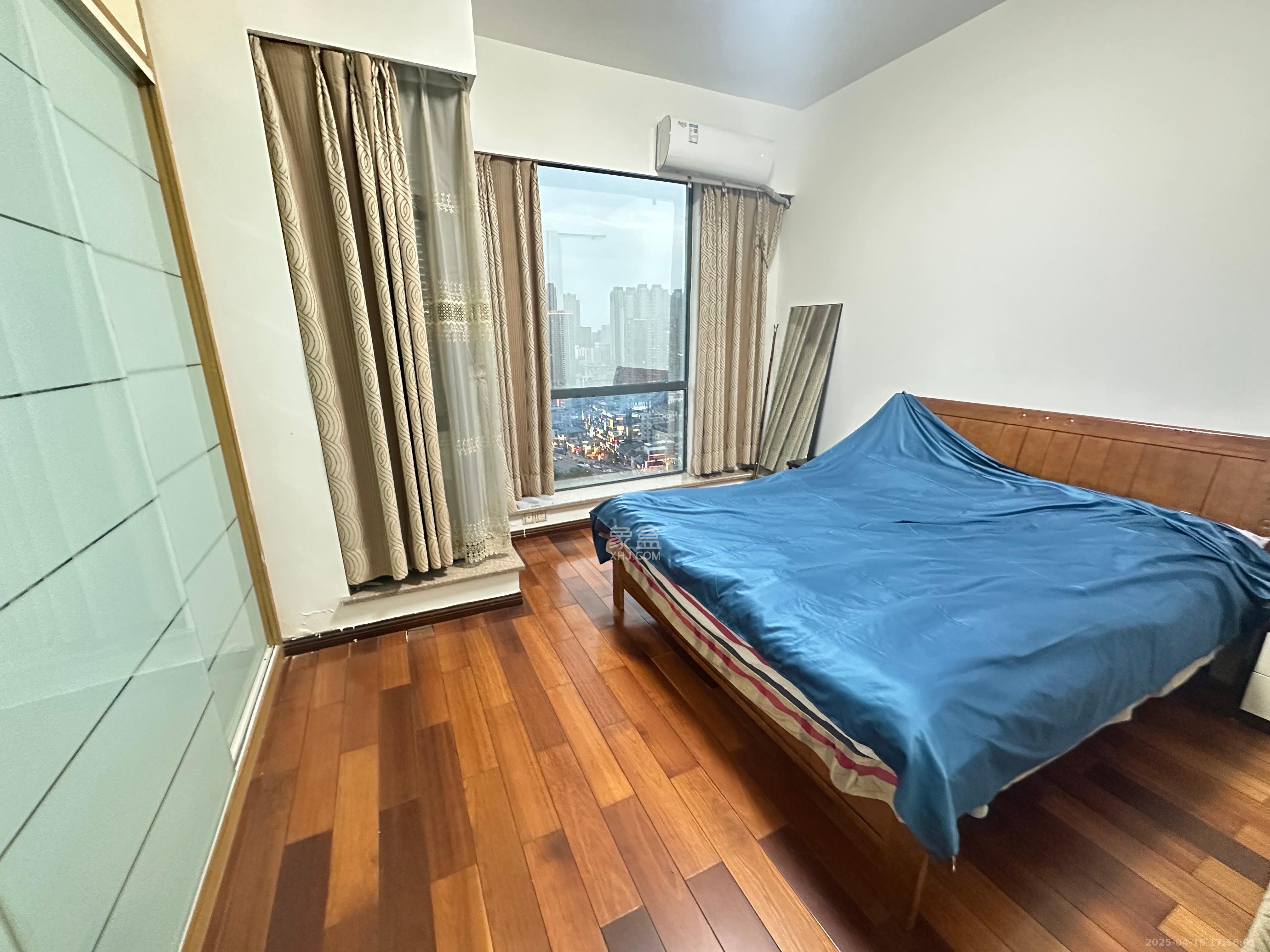 YO领域(领御大厦)  2室1厅1卫    2600.0元/月 YO领域(领御大厦)  2室1厅1卫    2600.0元/月室内图