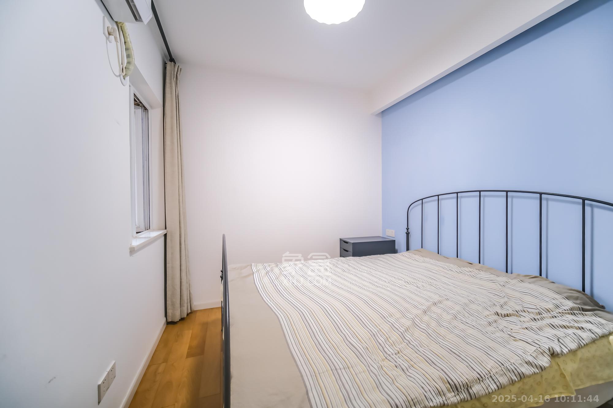 荣盛花语城 3室2厅1卫 70.0万 荣盛花语城 3室2厅1卫 70.0万卧室