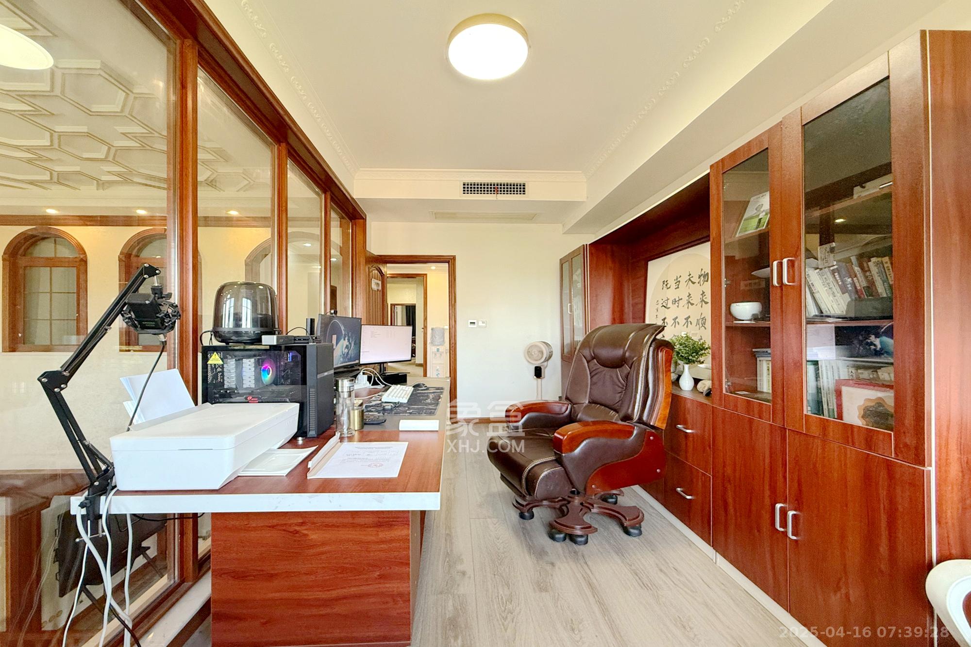 金地三千府(金地湖山樾、金地自在城) 5室3厅4卫 498.0万 金地三千府(金地湖山樾、金地自在城) 5室3厅4卫 498.0万其他