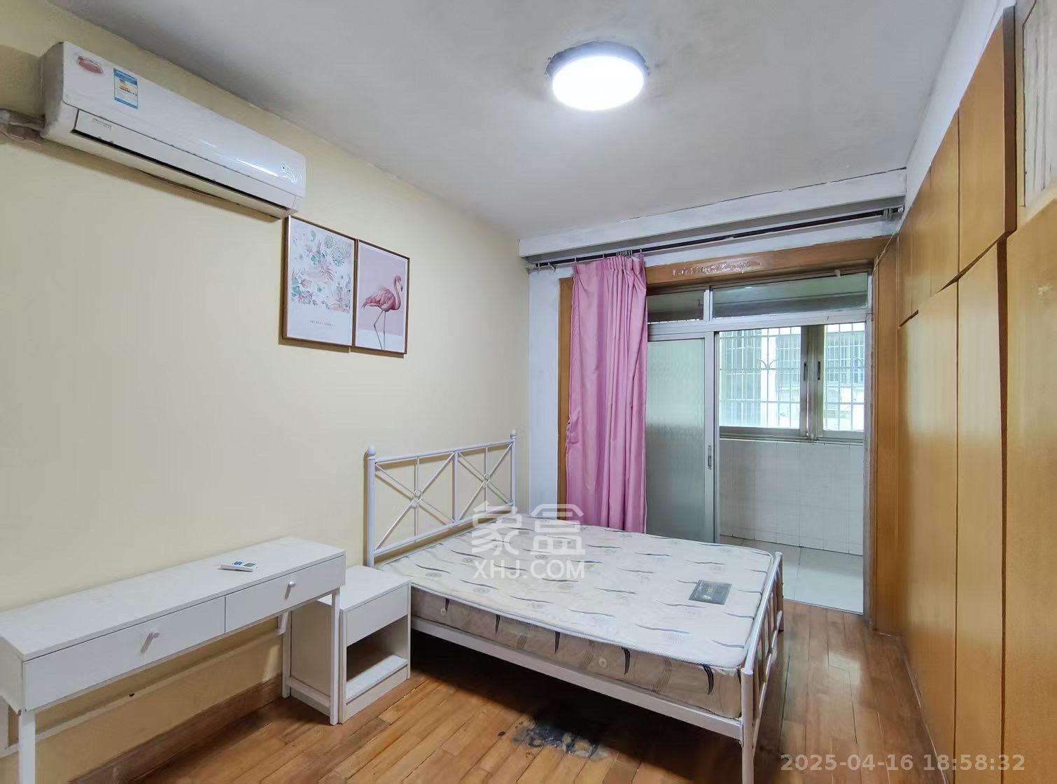 市建委宿舍 3室1厅1卫 2300.0元/月 市建委宿舍 3室1厅1卫 2300.0元/月室内图