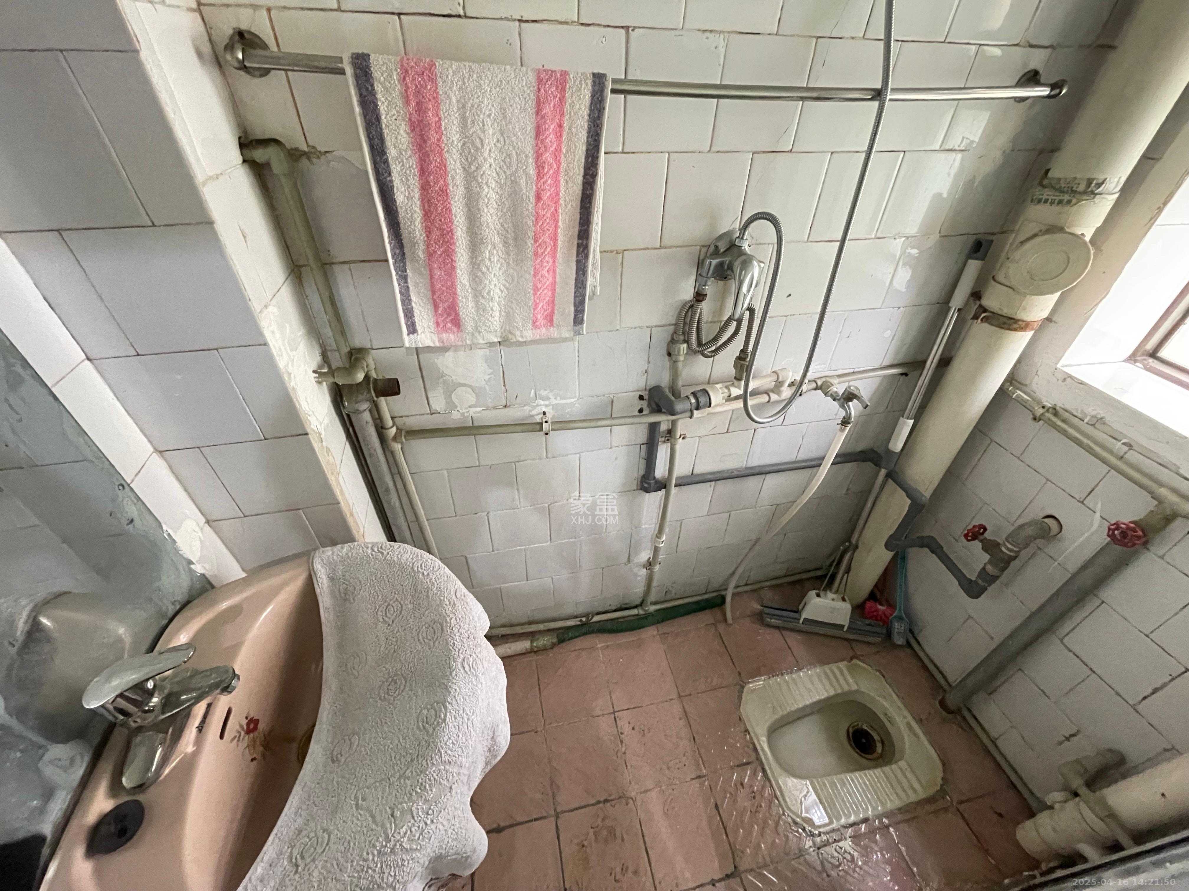 望城县烟草局宿舍 3室2厅1卫 1280.0元/月 望城县烟草局宿舍 3室2厅1卫 1280.0元/月室内图