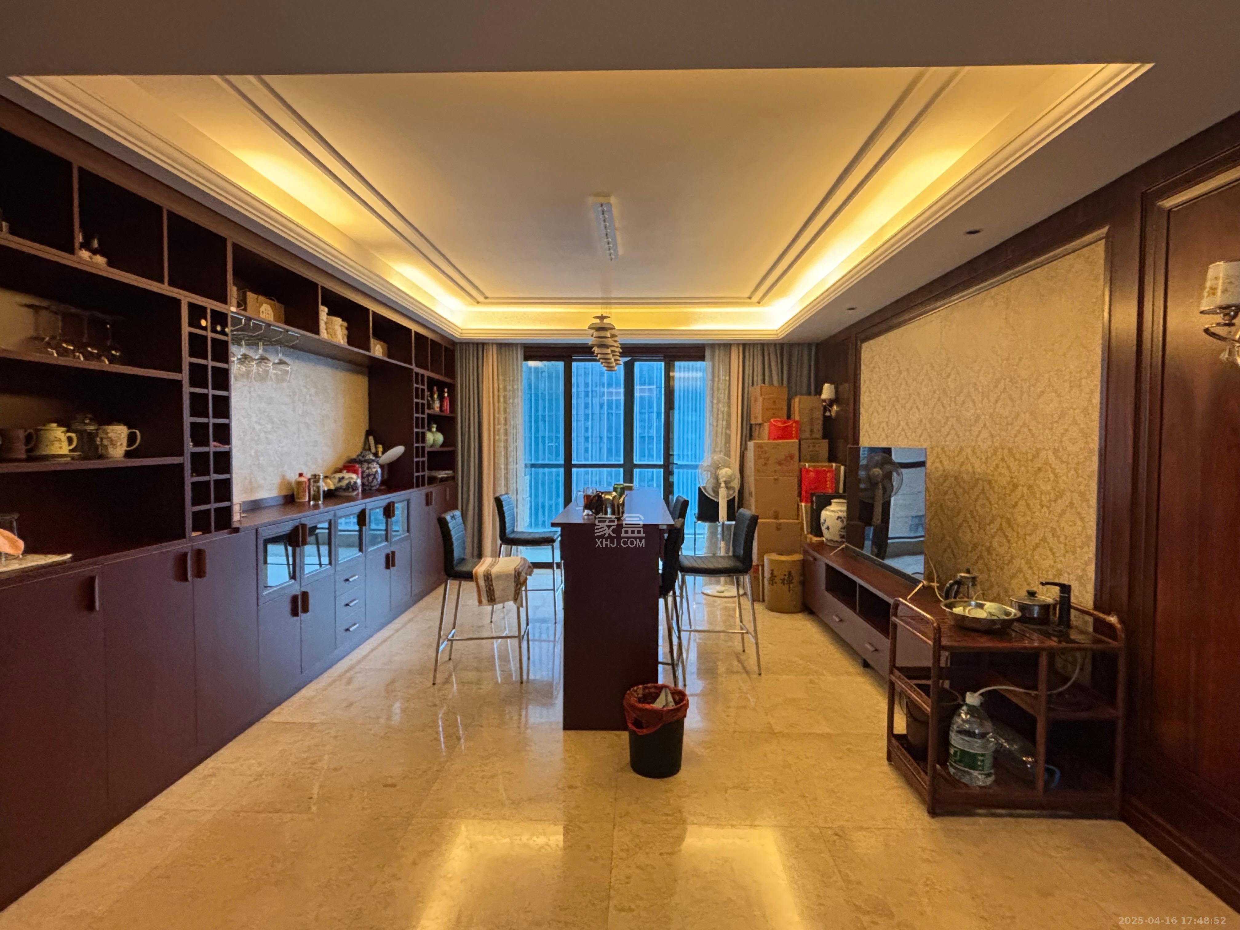 运达中央广场一、二期  3室2厅2卫    7000.0元/月 运达中央广场一、二期  3室2厅2卫    7000.0元/月室内图