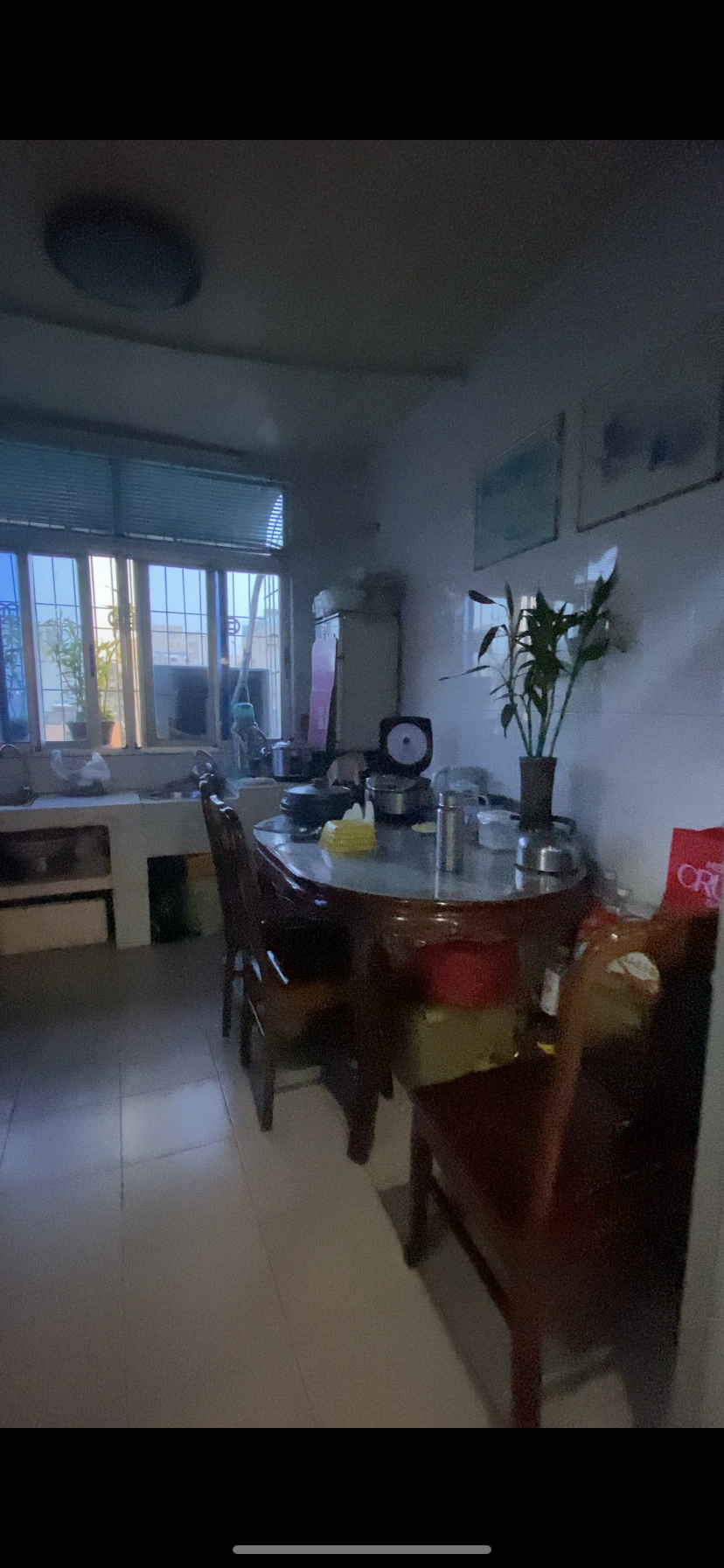 尚书直街公安局宿舍 3室2厅1卫 82.0万 尚书直街公安局宿舍 3室2厅1卫 82.0万客厅