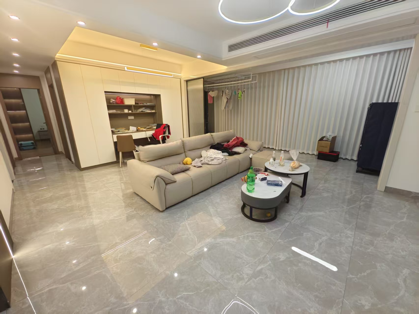 万达广场(酃湖) 3室2厅2卫 1680.0元/月 万达广场(酃湖) 3室2厅2卫 1680.0元/月室内图