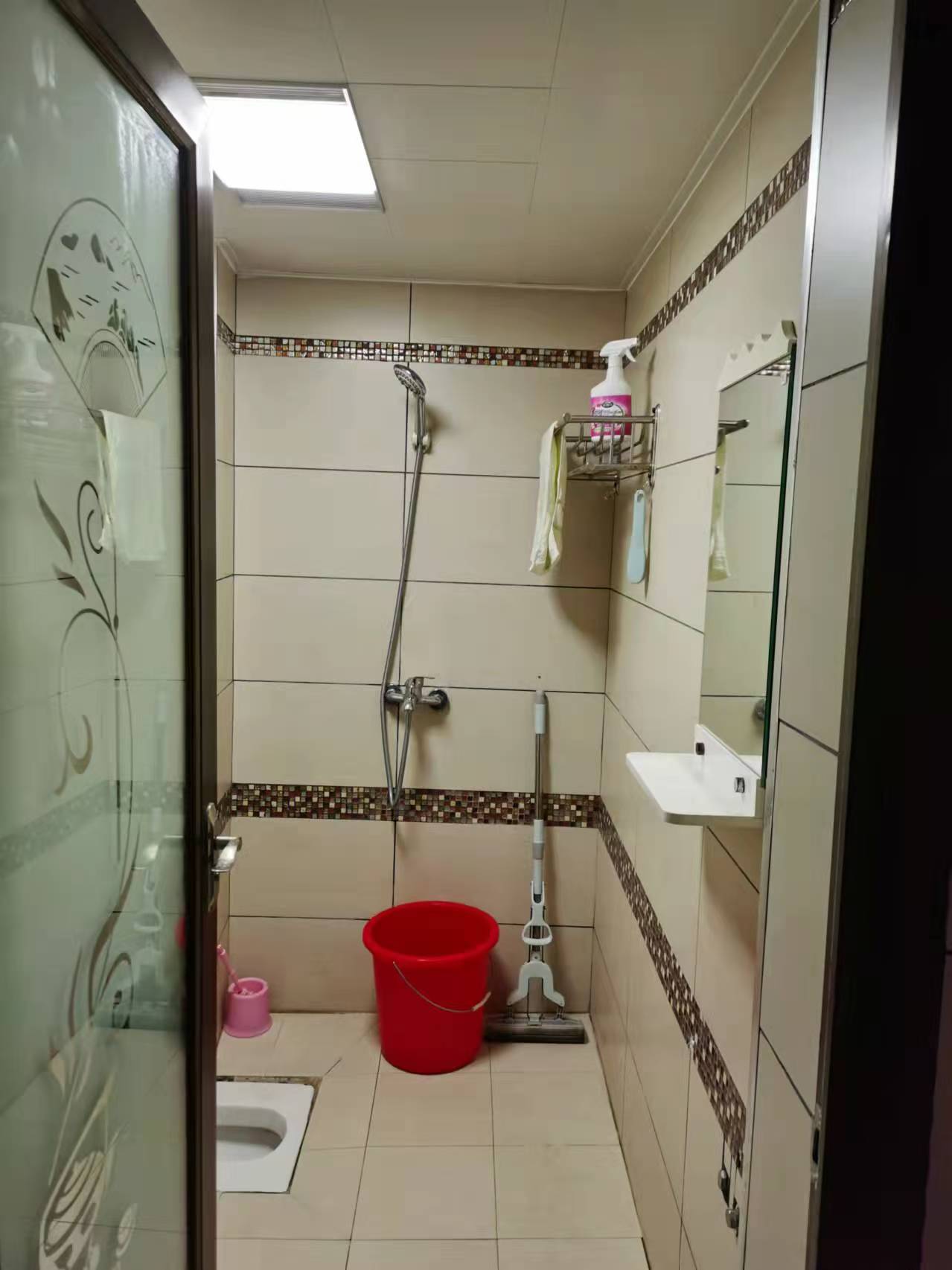 鹏利广场 1室1厅1卫 900.0元/月 鹏利广场 1室1厅1卫 900.0元/月室内图