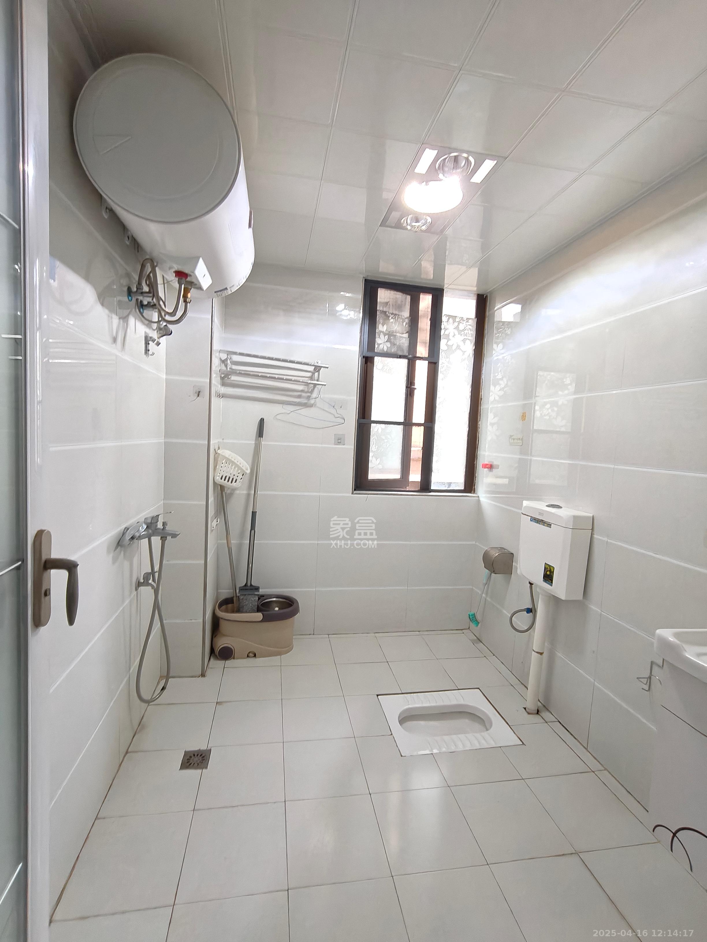 地质家园一、二期(地泰人民公馆)  2室1厅1卫    2500.0元/月 地质家园一、二期(地泰人民公馆)  2室1厅1卫    2500.0元/月室内图