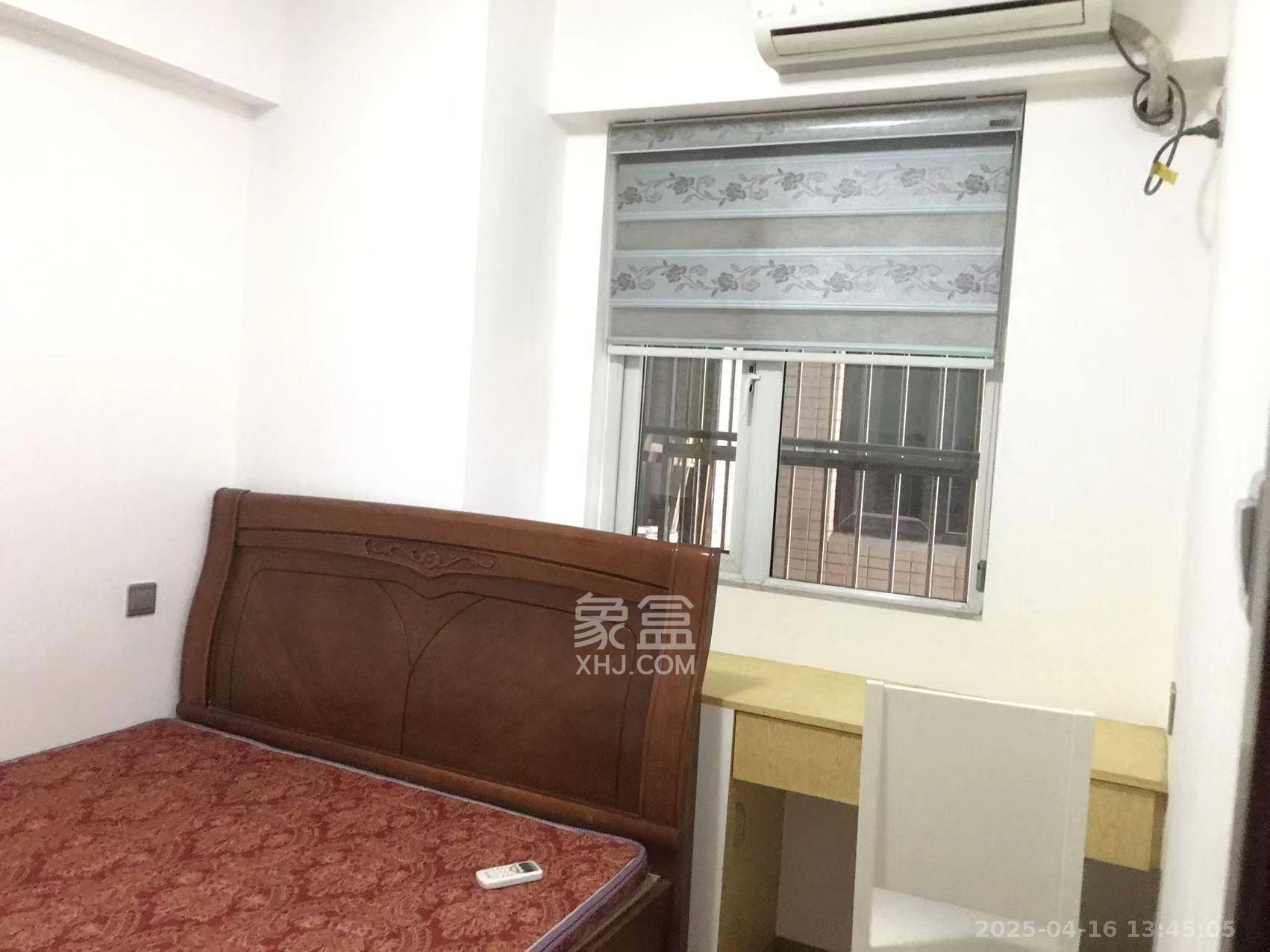 新长海广场  2室2厅1卫    1700.0元/月室内图