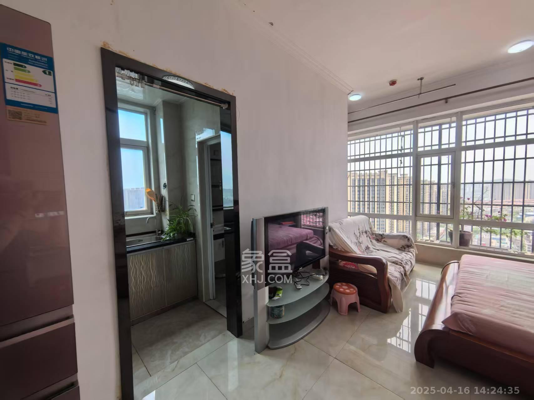 金鼎公园尚 1室0厅1卫 1300.0元/月 金鼎公园尚 1室0厅1卫 1300.0元/月室内图