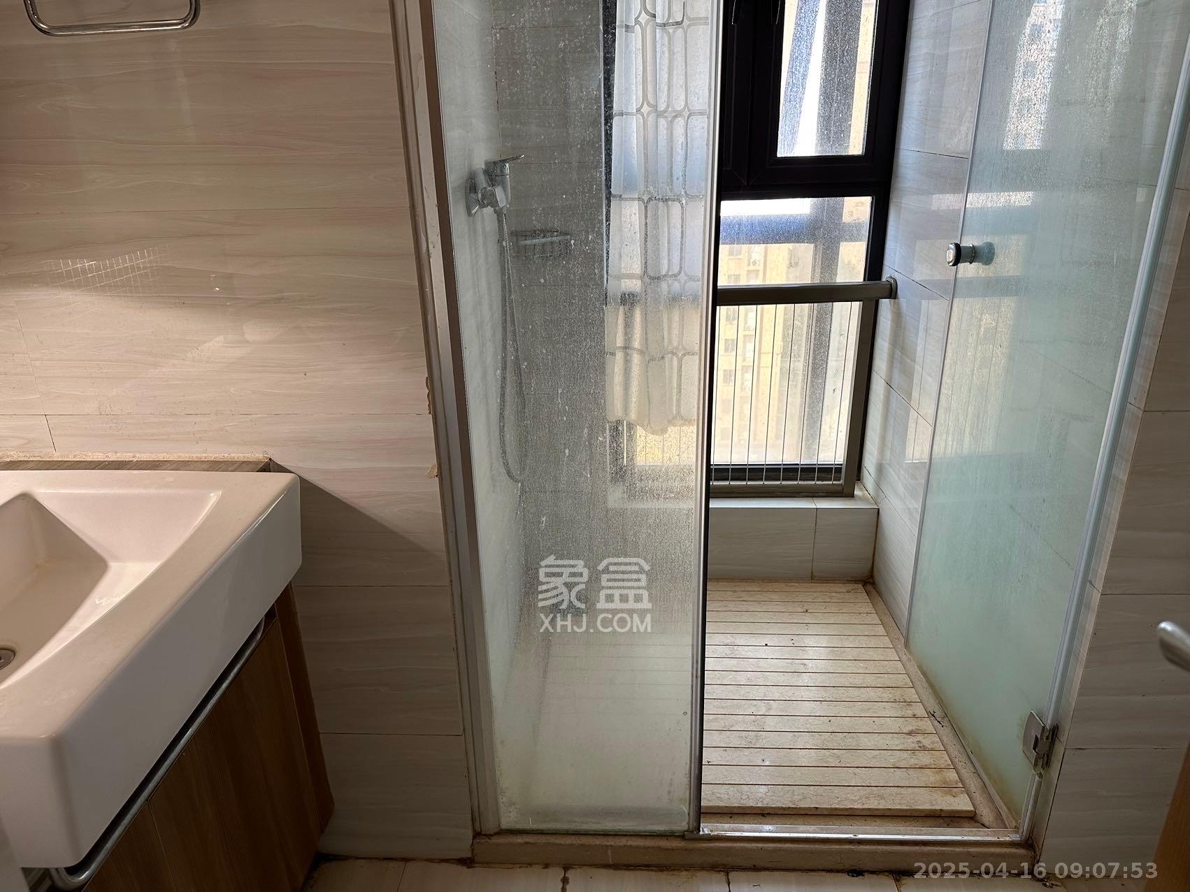 奥林匹克花园贡院三期 1室0厅0卫 1600.0元/月 奥林匹克花园贡院三期 1室0厅0卫 1600.0元/月室内图