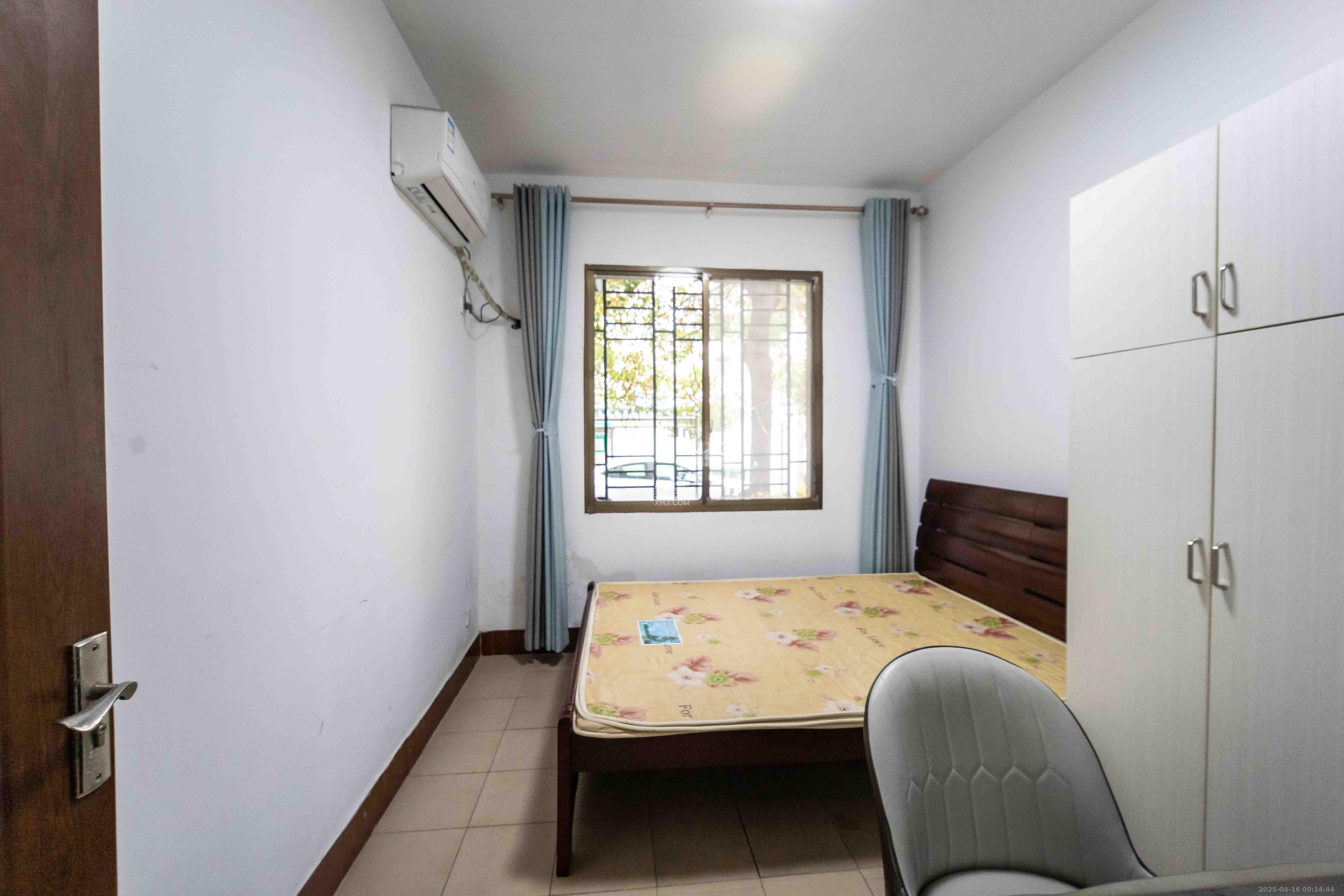 荷晏小区  3室1厅1卫    2100.0元/月 荷晏小区  3室1厅1卫    2100.0元/月室内图