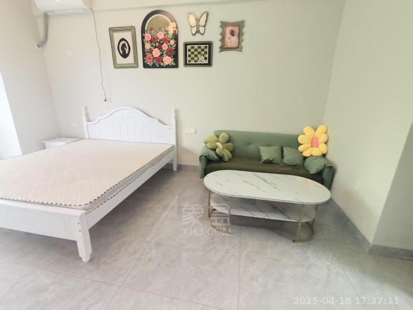 朗廷览江 1室0厅0卫 1500.0元/月 朗廷览江 1室0厅0卫 1500.0元/月室内图