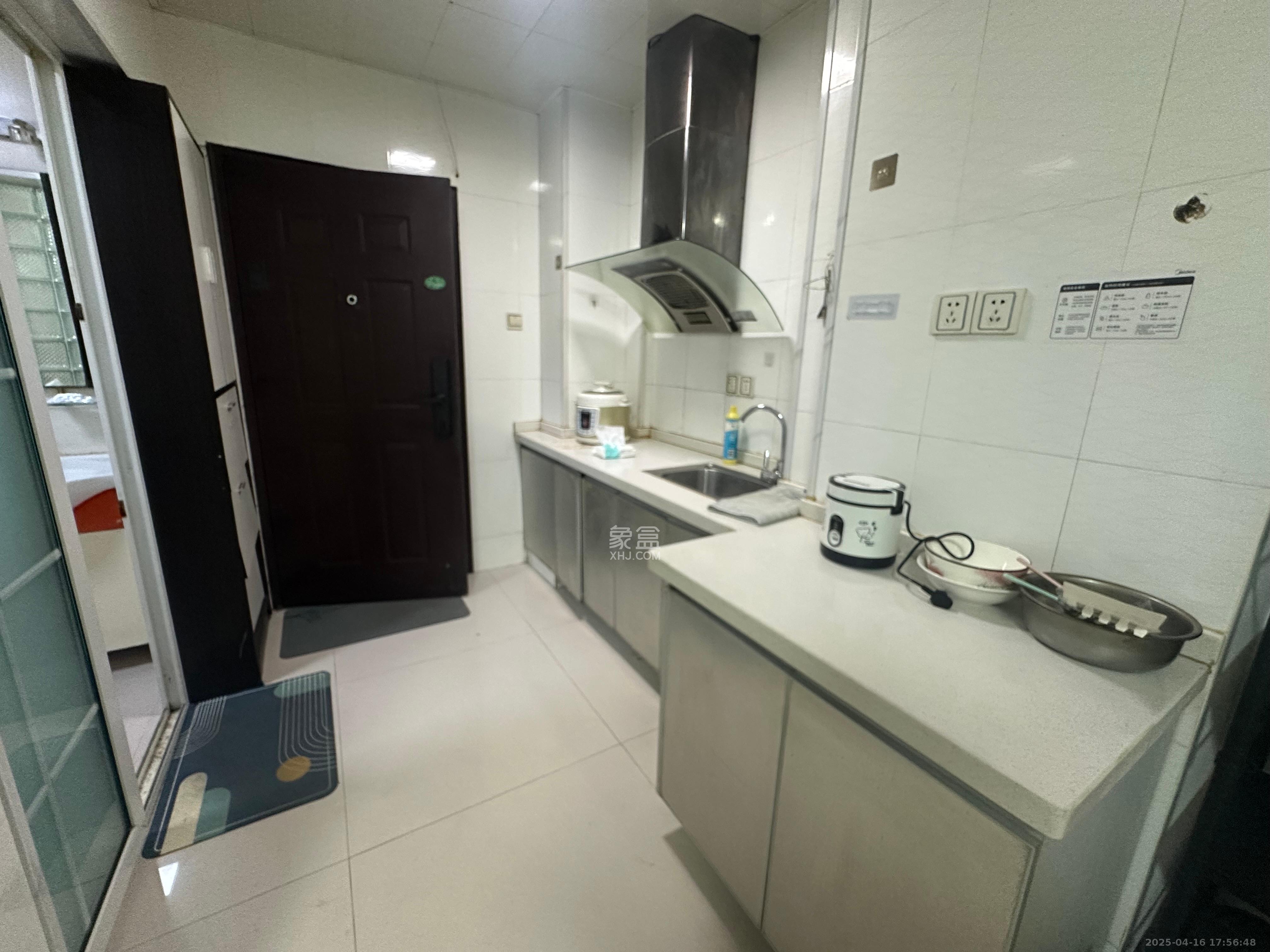 YO领域(领御大厦)  2室1厅1卫    2600.0元/月 YO领域(领御大厦)  2室1厅1卫    2600.0元/月室内图