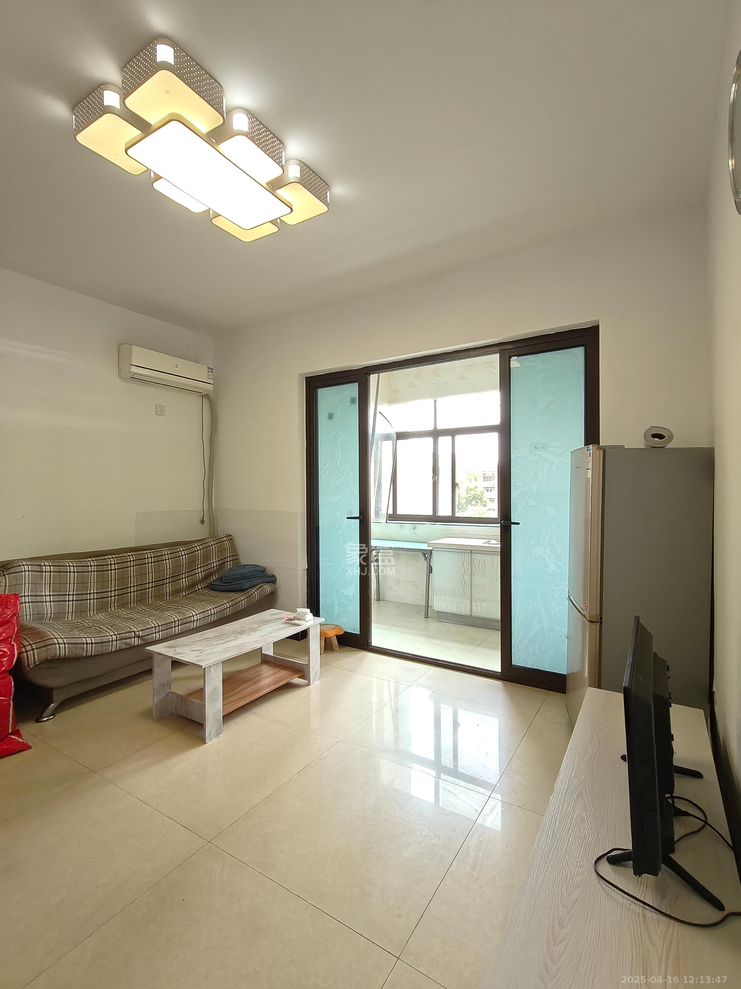 地质家园一、二期(地泰人民公馆)  2室1厅1卫    2500.0元/月 地质家园一、二期(地泰人民公馆)  2室1厅1卫    2500.0元/月室内图