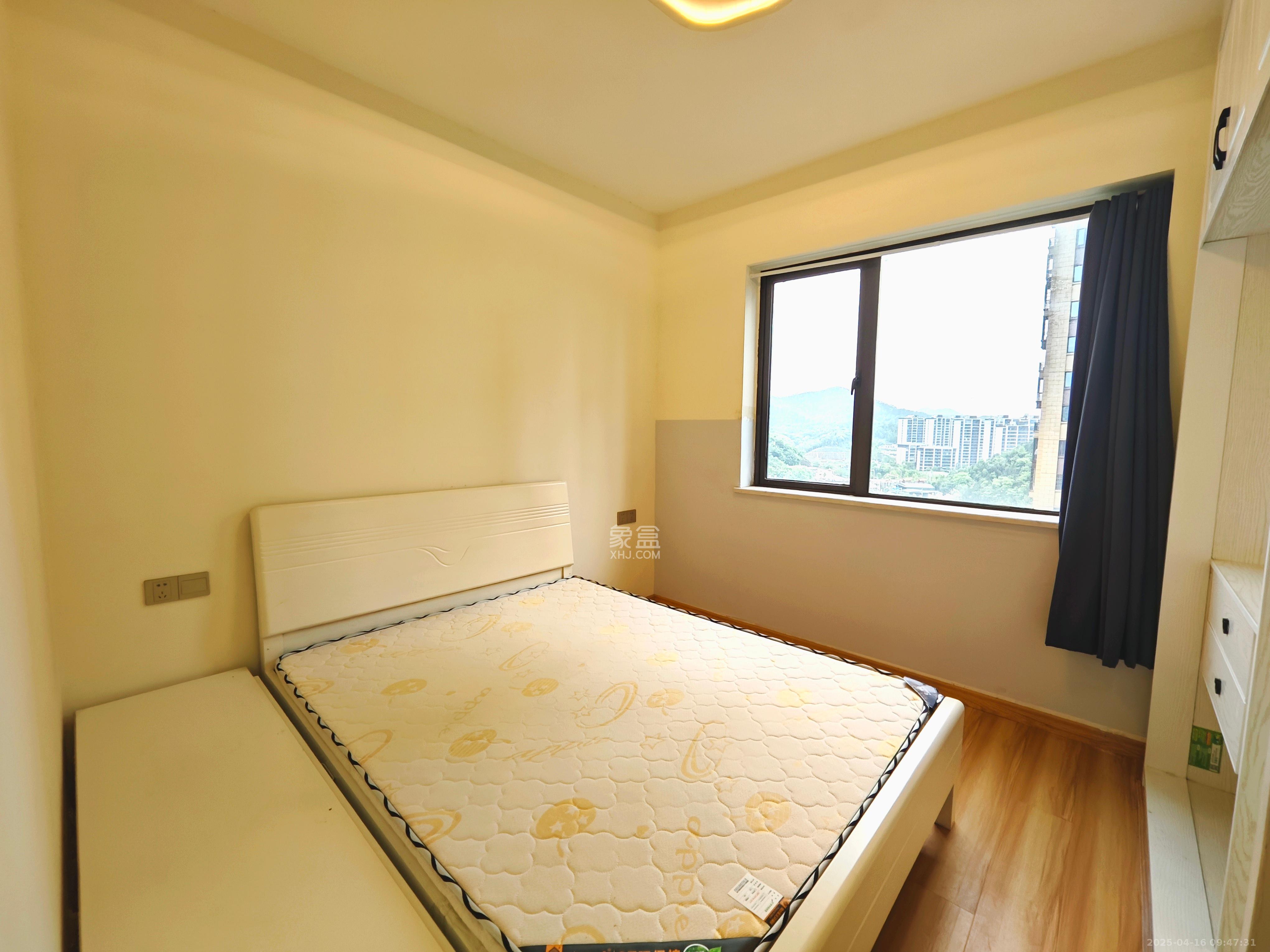 奥克斯缔壹城 3室2厅2卫 2800.0元/月 奥克斯缔壹城 3室2厅2卫 2800.0元/月室内图