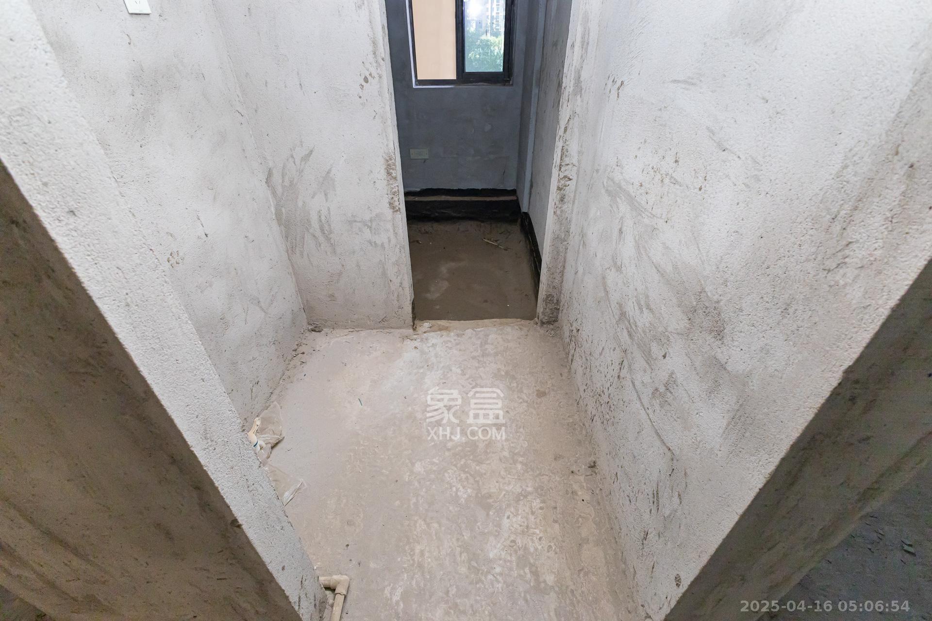 乾源国际  3室2厅1卫    62.8万 乾源国际  3室2厅1卫    62.8万卫生间