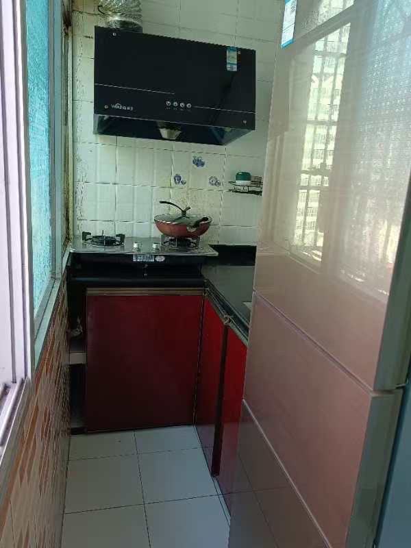 金钟大厦 2室1厅1卫 68.0万 金钟大厦 2室1厅1卫 68.0万客厅