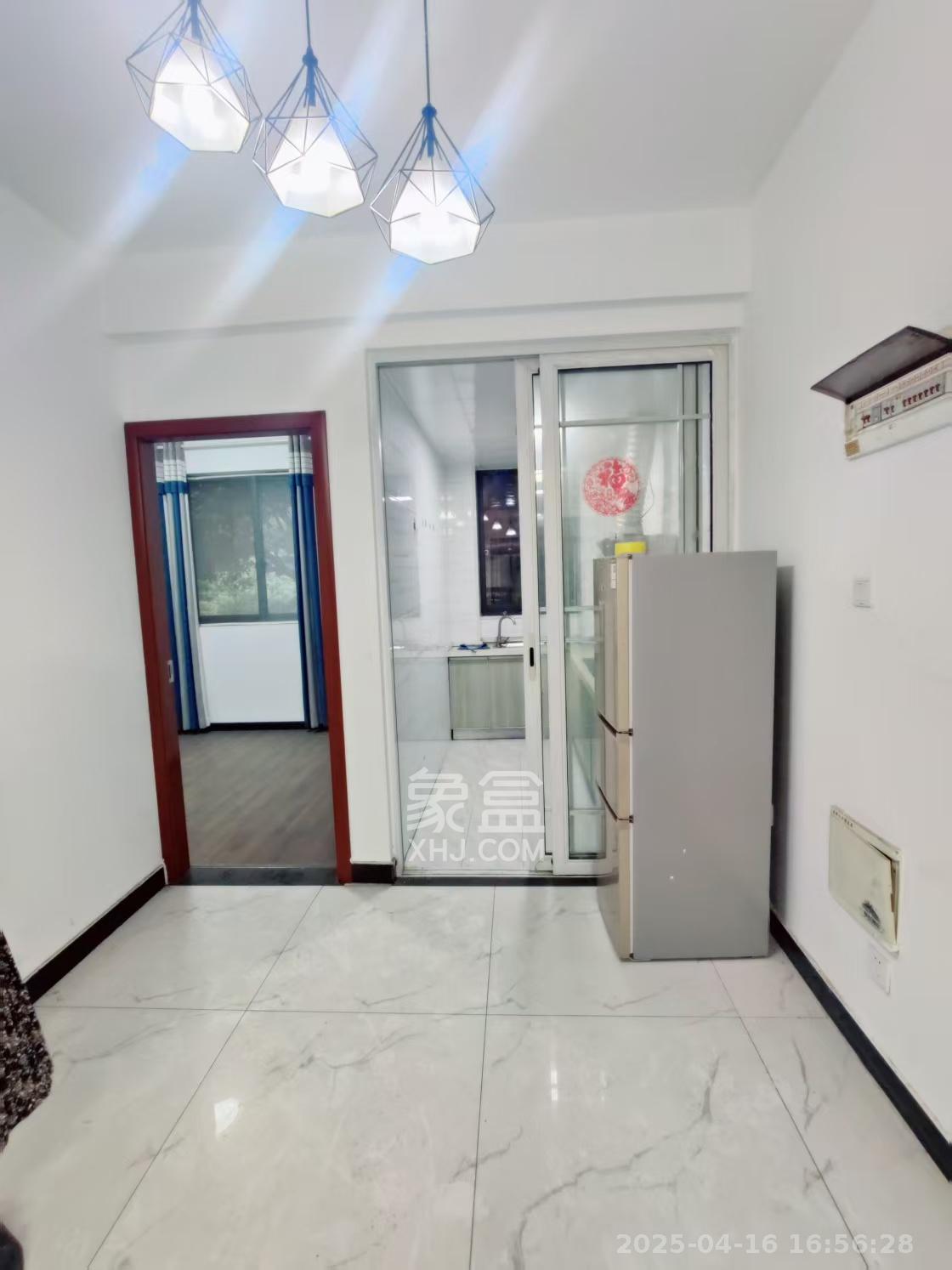 澳海澜庭 3室2厅1卫 1700.0元/月 澳海澜庭 3室2厅1卫 1700.0元/月室内图