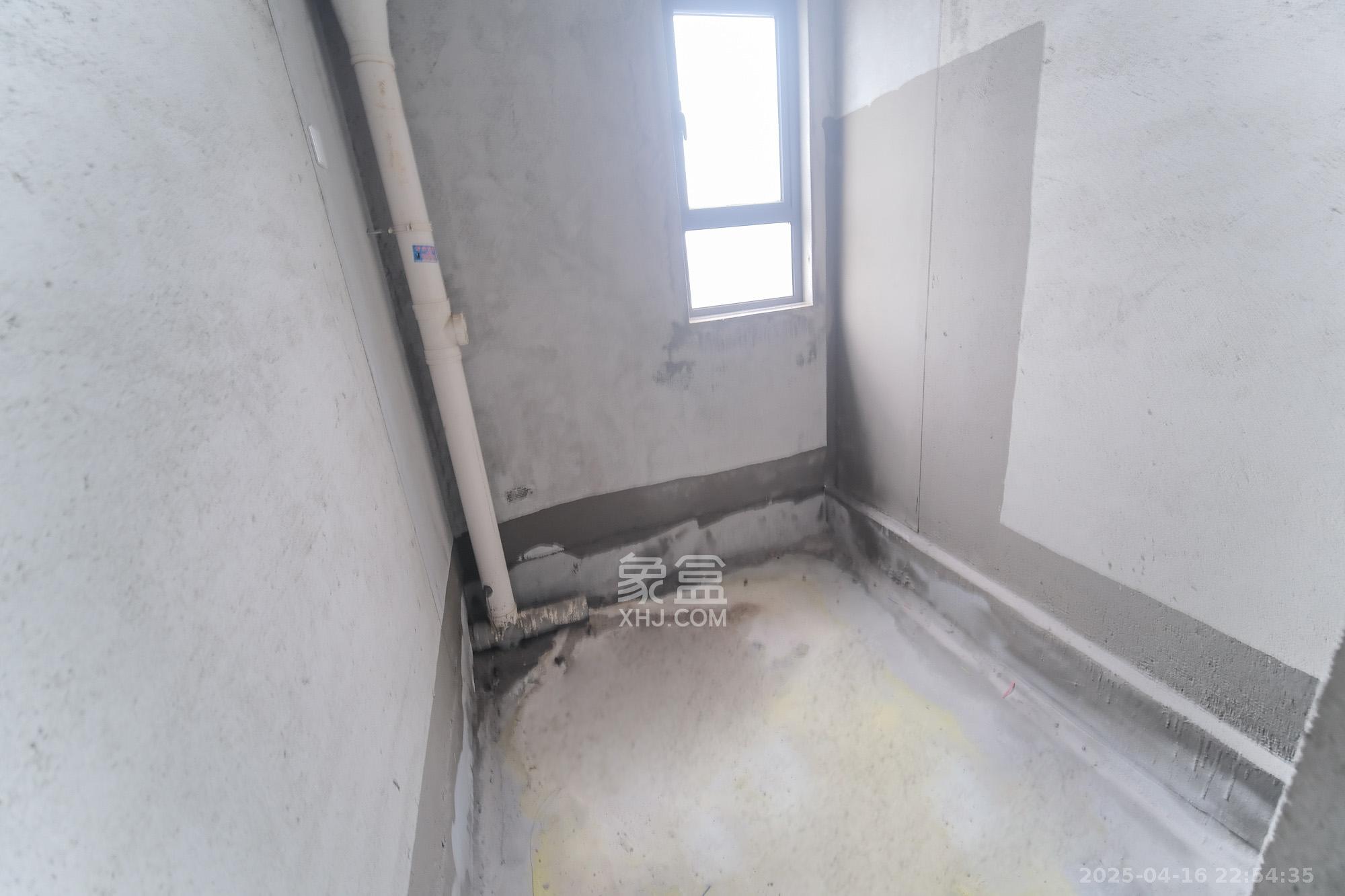 荣盛城 1室0厅0卫 95.0万 荣盛城 1室0厅0卫 95.0万卫生间