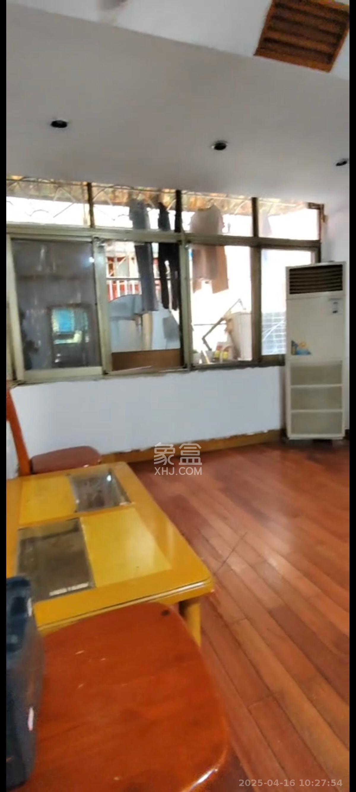 识字里社区 2室1厅1卫 1500.0元/月 识字里社区 2室1厅1卫 1500.0元/月室内图