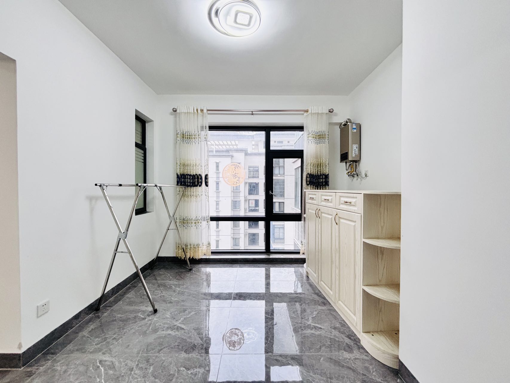 五源河公寓D区 3室2厅2卫 170.0万 五源河公寓D区 3室2厅2卫 170.0万室内图