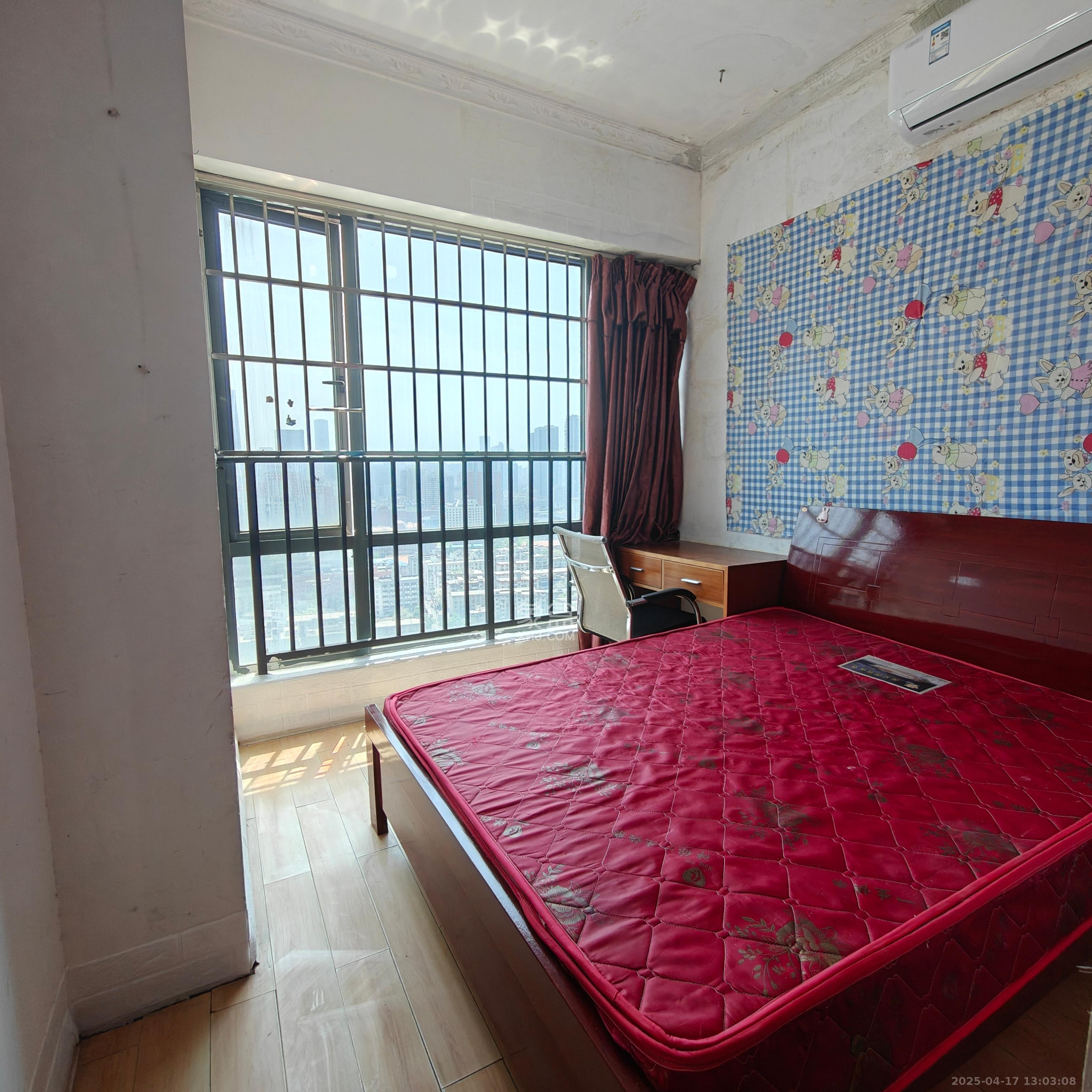 名富公寓 4室1厅1卫 2000.0元/月 名富公寓 4室1厅1卫 2000.0元/月室内图