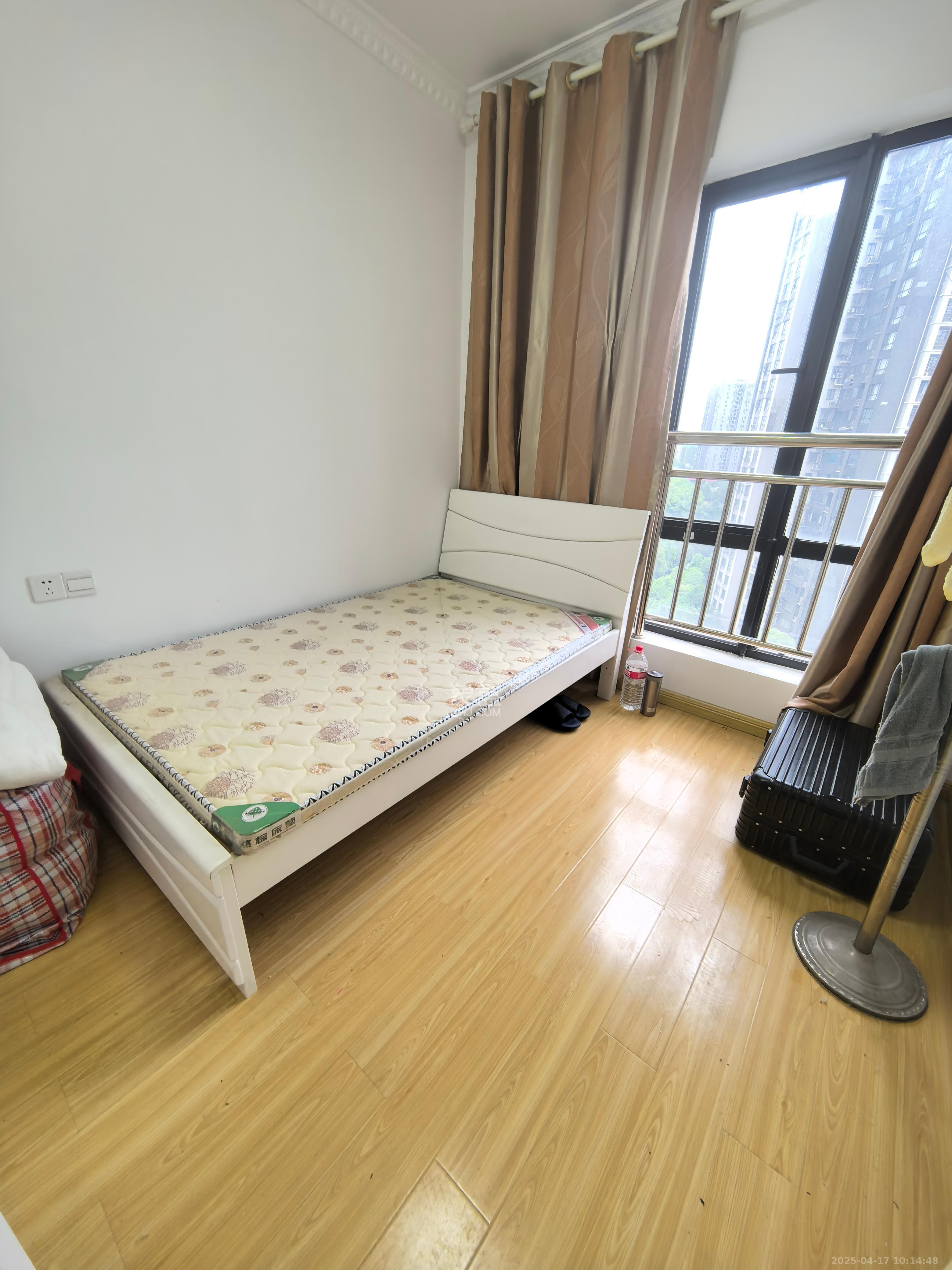 和庄 3室2厅2卫 2000.0元/月 和庄 3室2厅2卫 2000.0元/月室内图