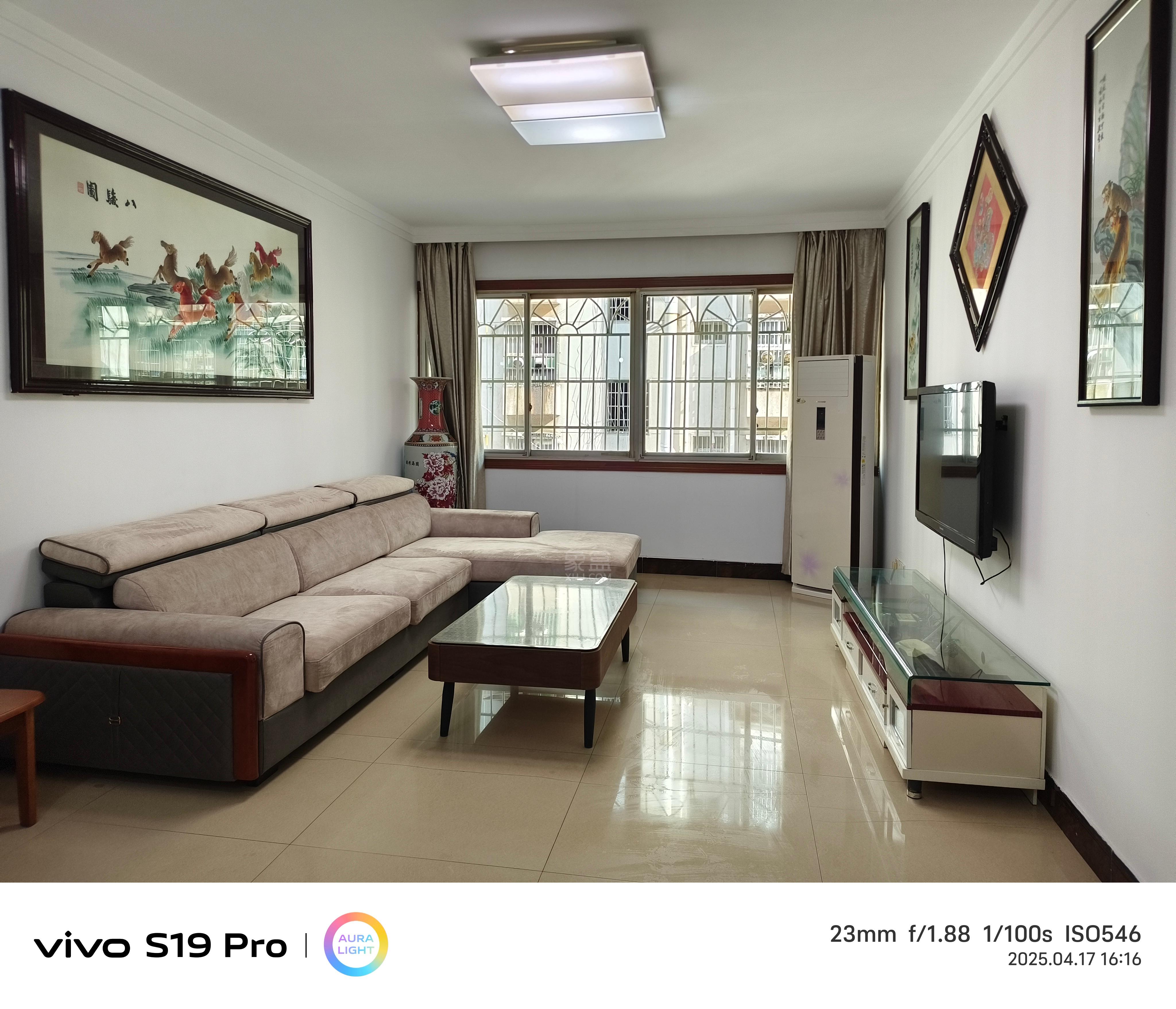 云里小区 3室2厅1卫 1300.0元/月 云里小区 3室2厅1卫 1300.0元/月室内图