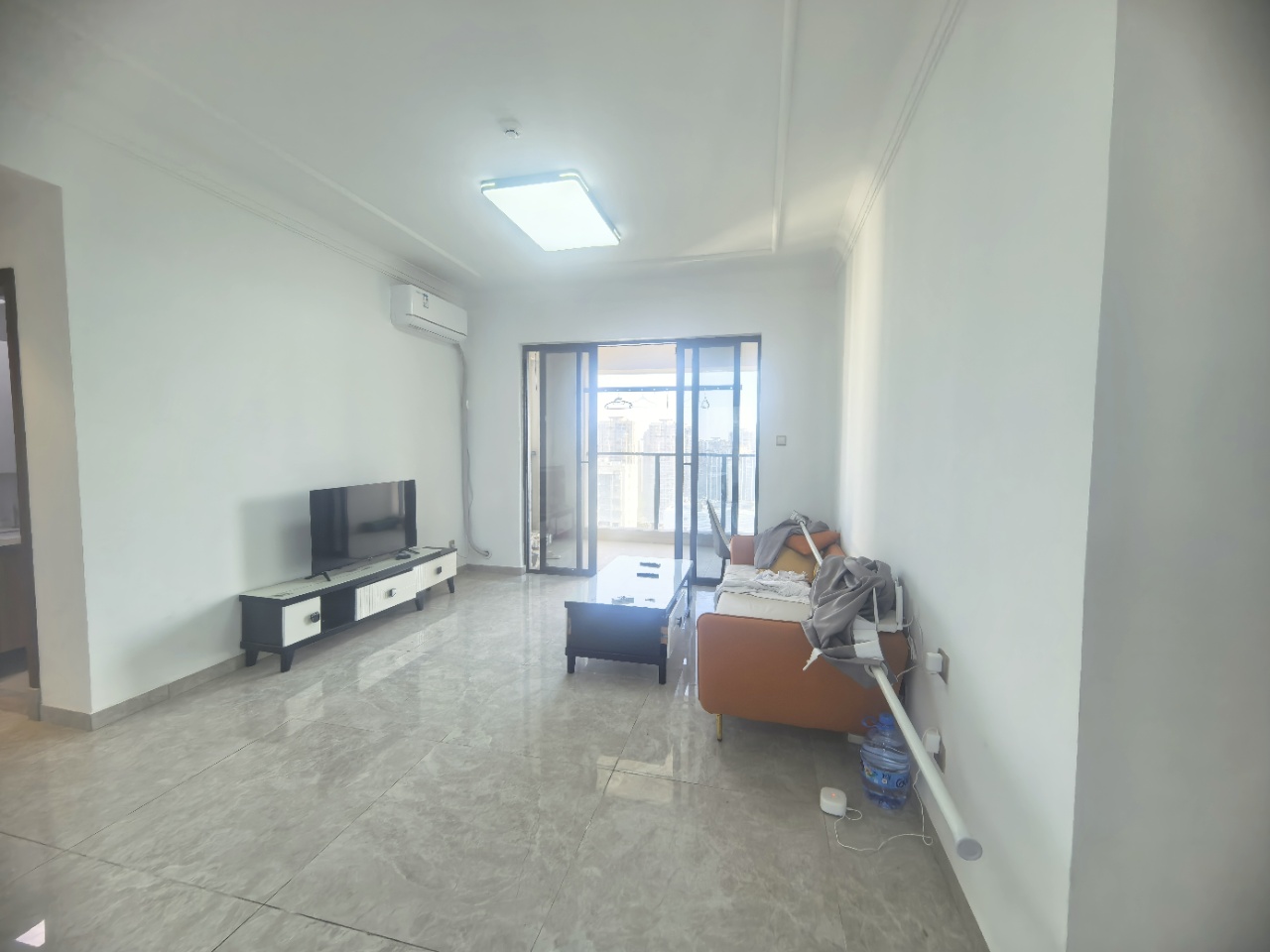 星华海岸城三期 3室2厅2卫 170.0万 星华海岸城三期 3室2厅2卫 170.0万室内图