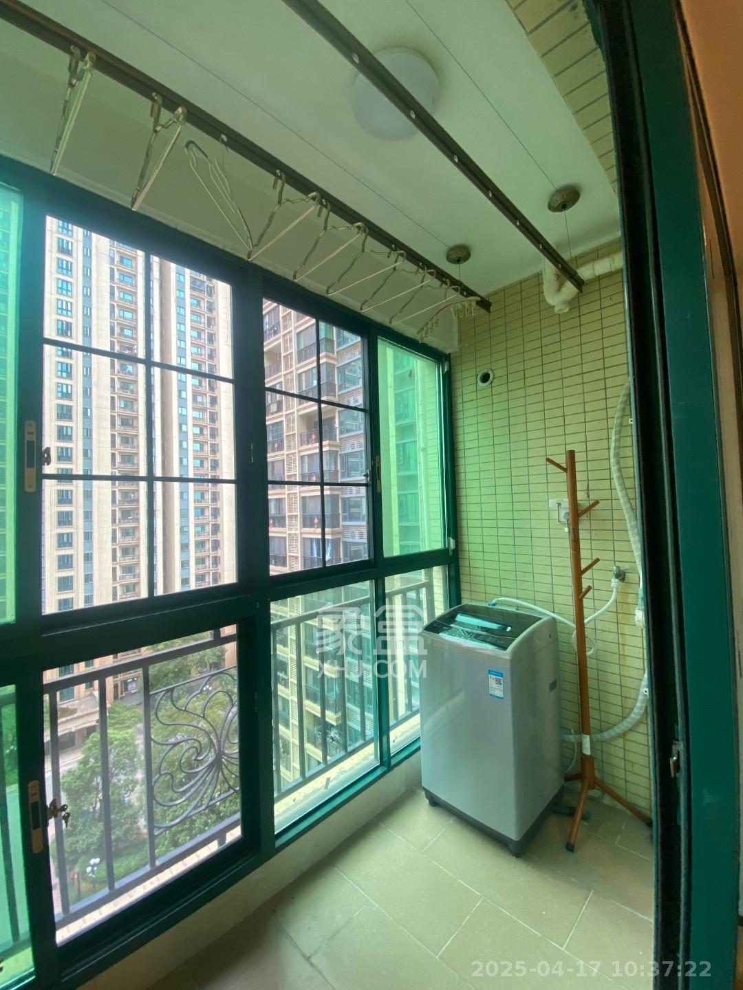 恒大翡翠华庭  1室1厅1卫    1950.0元/月 恒大翡翠华庭  1室1厅1卫    1950.0元/月室内图