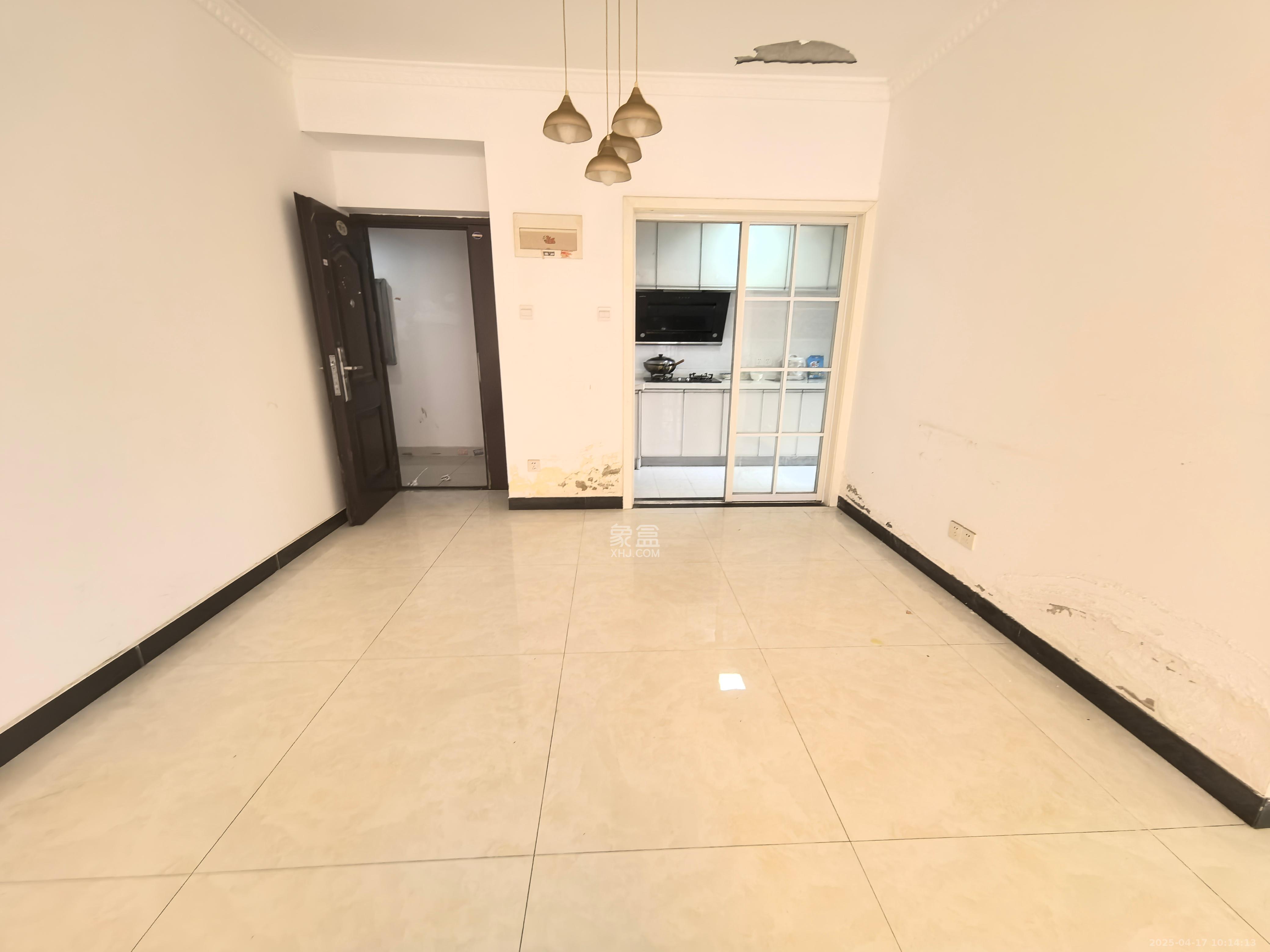 和庄 3室2厅2卫 2000.0元/月 和庄 3室2厅2卫 2000.0元/月室内图