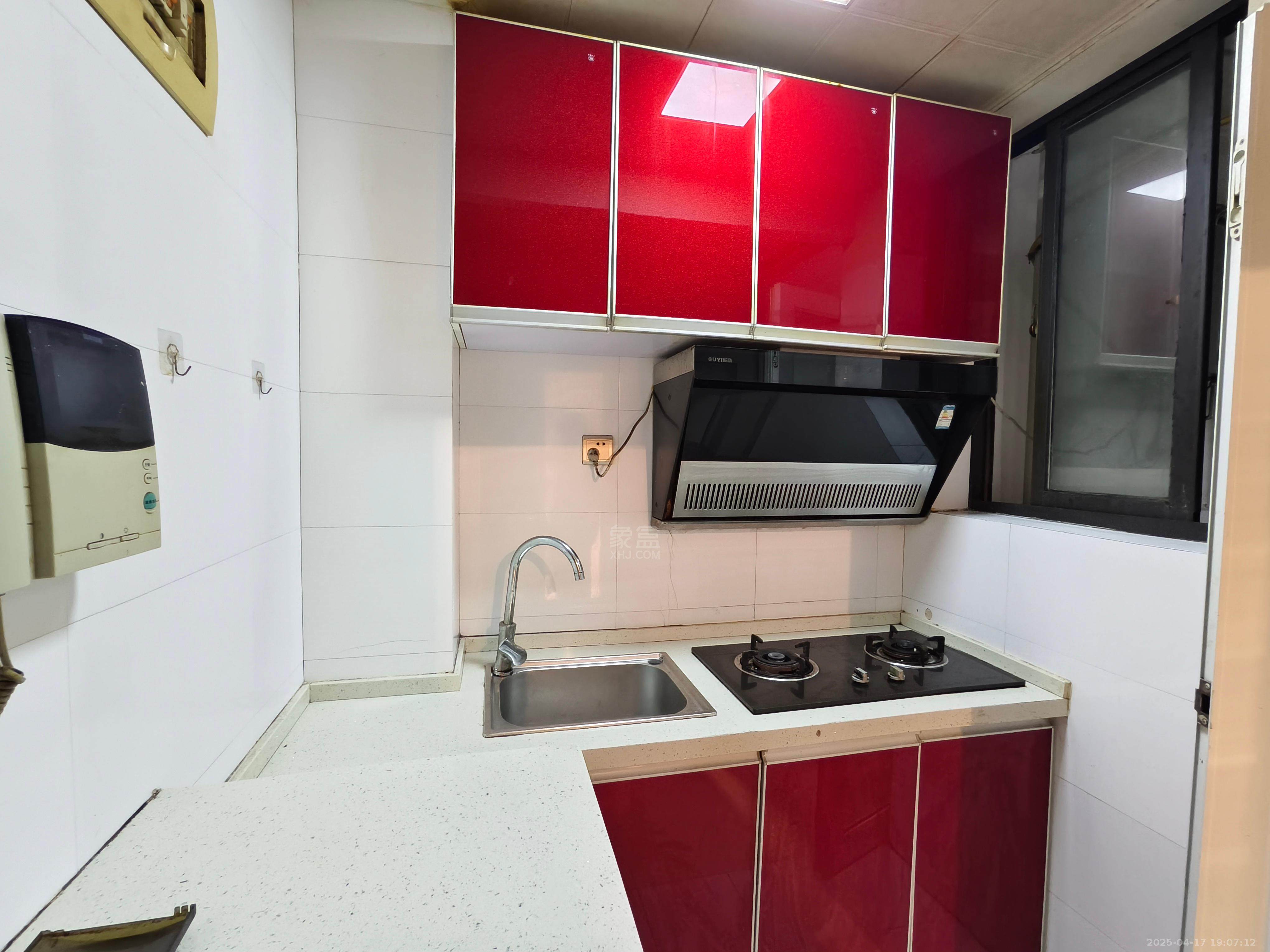 水岸春天 1室1厅1卫 1100.0元/月 水岸春天 1室1厅1卫 1100.0元/月室内图