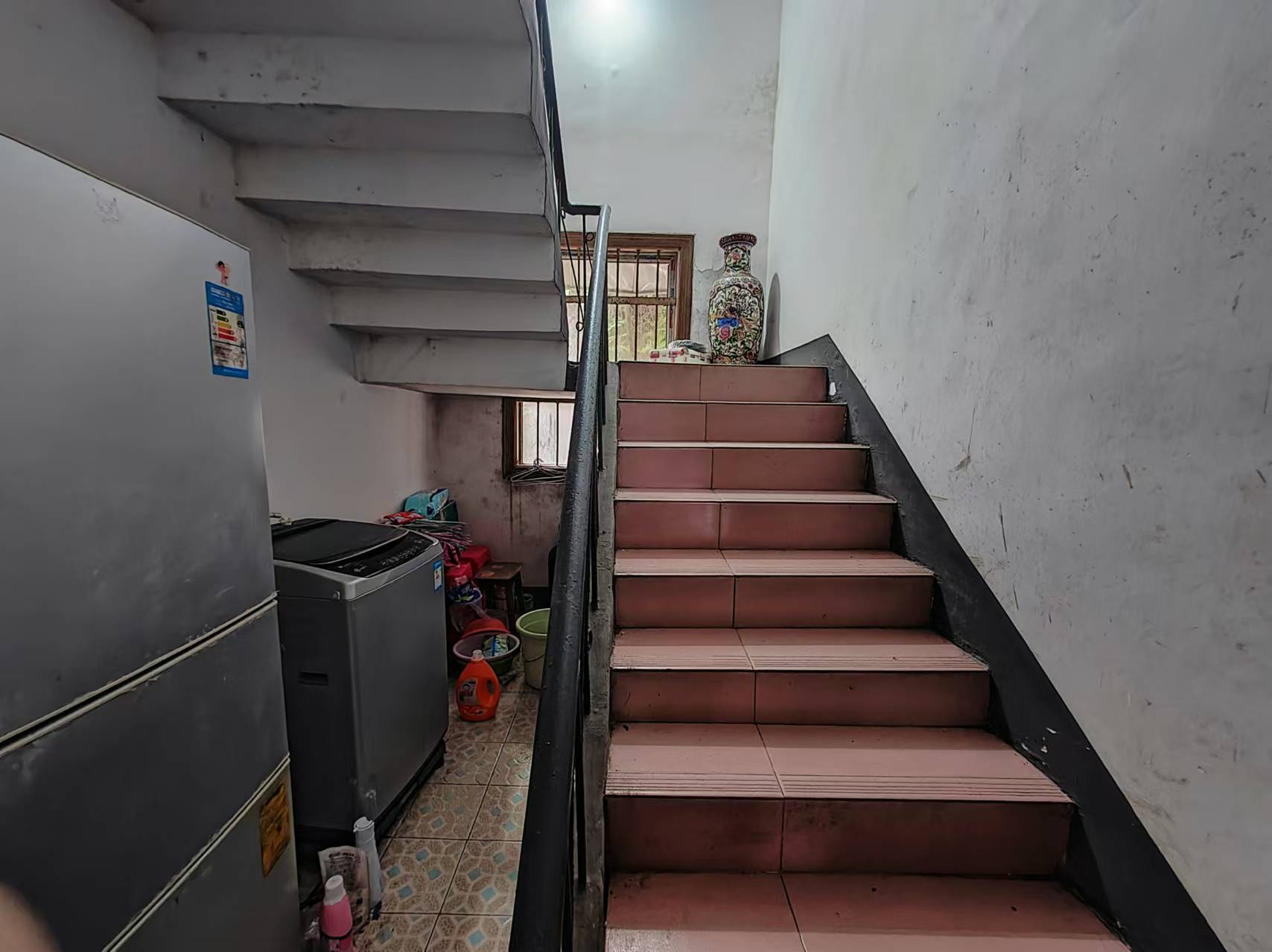 太阳村散盘 4室2厅2卫 75.0万 太阳村散盘 4室2厅2卫 75.0万室内图