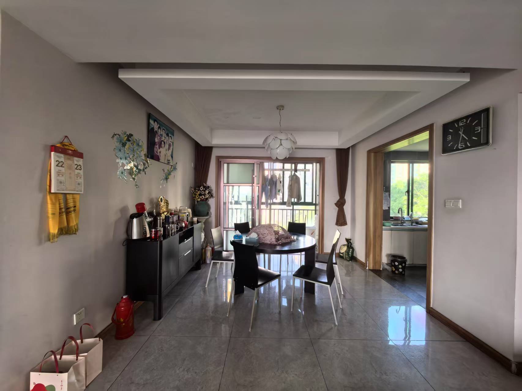 经世皇城 5室2厅2卫 108.0万 经世皇城 5室2厅2卫 108.0万室内图