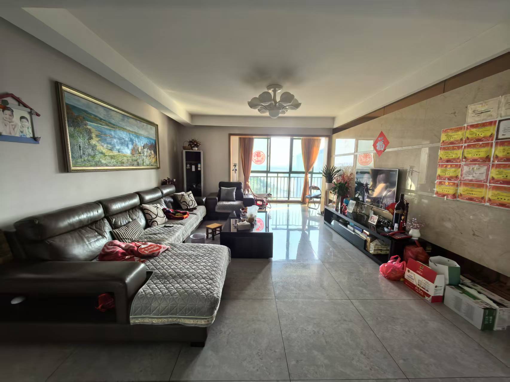 经世皇城 5室2厅2卫 108.0万 经世皇城 5室2厅2卫 108.0万室内图