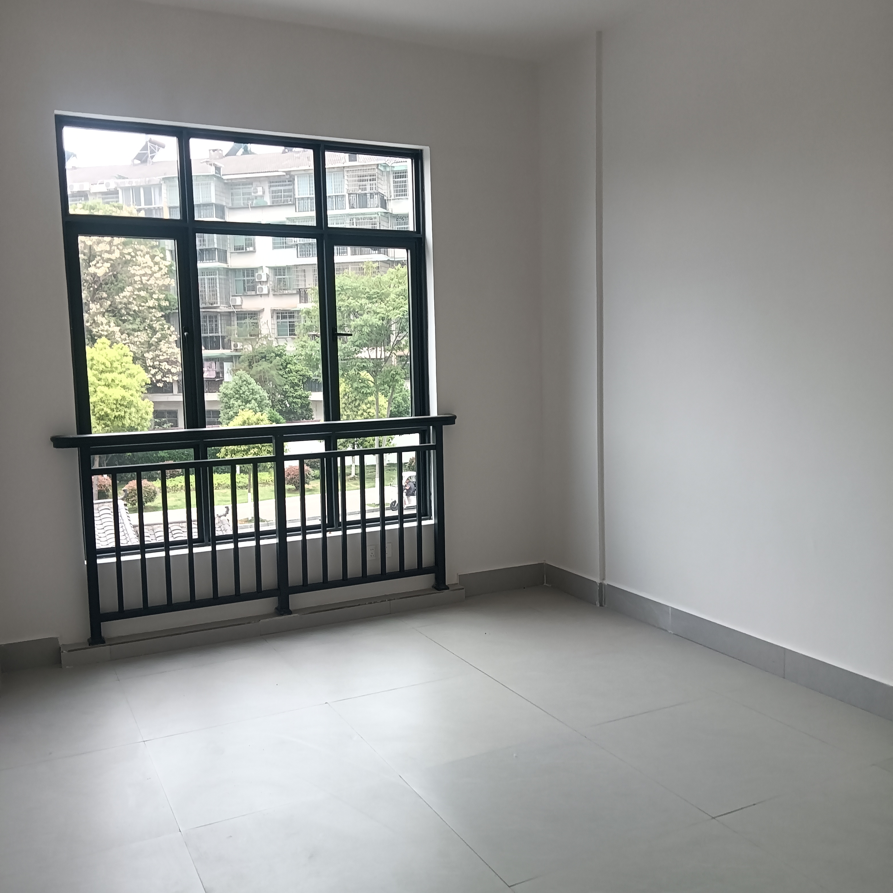 宝塔岗散盘 1室0厅0卫 6700.0元/月 宝塔岗散盘 1室0厅0卫 6700.0元/月室内图