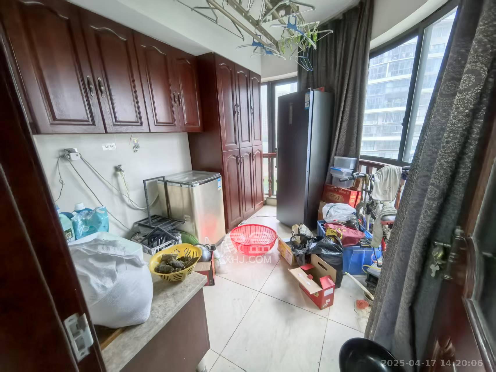 鑫源公寓 1室2厅1卫 8800.0元/月 鑫源公寓 1室2厅1卫 8800.0元/月室内图