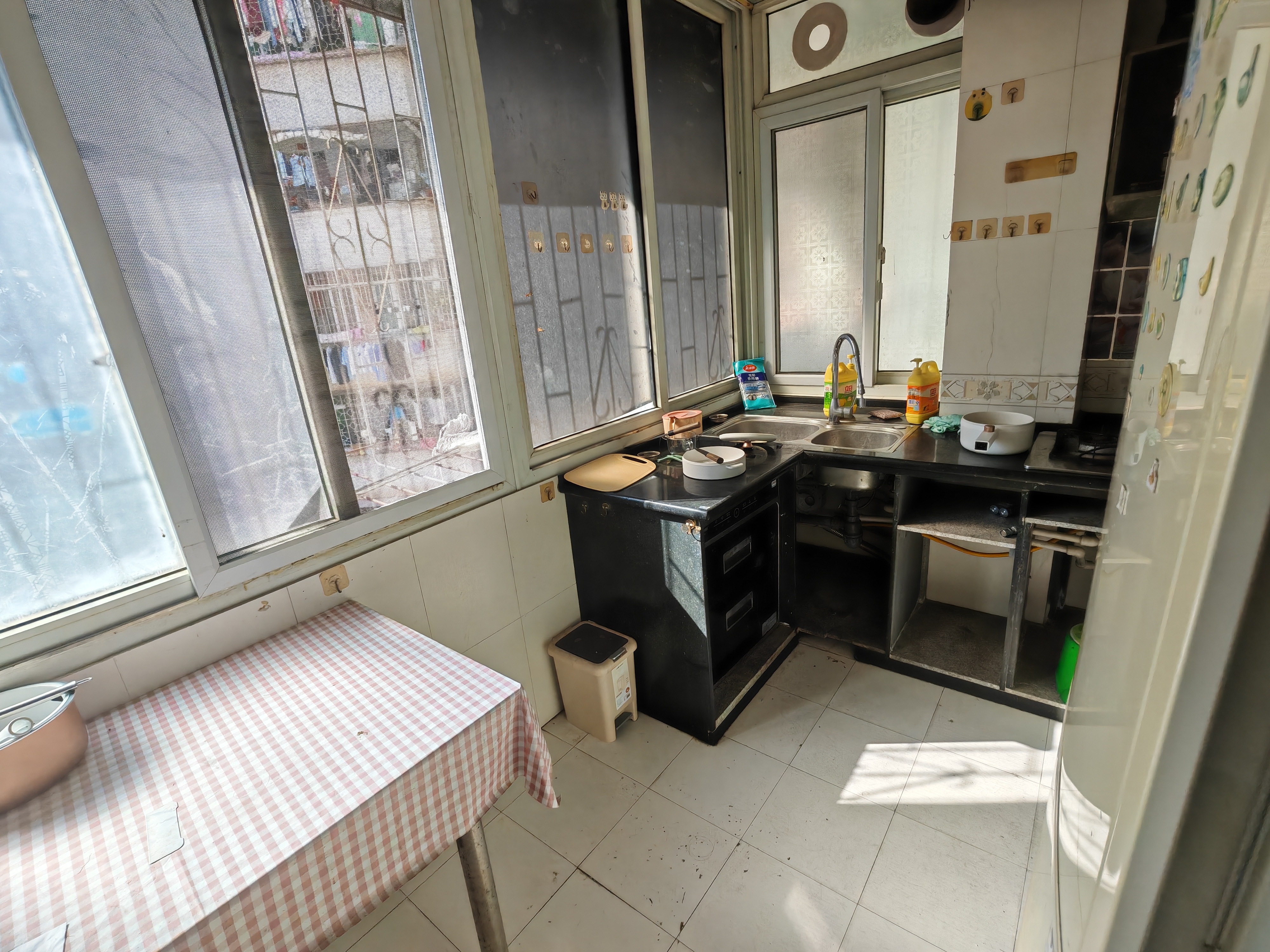 省公路建设局宿舍（龙昆南路65号）  2室1厅1卫   70.00万客厅