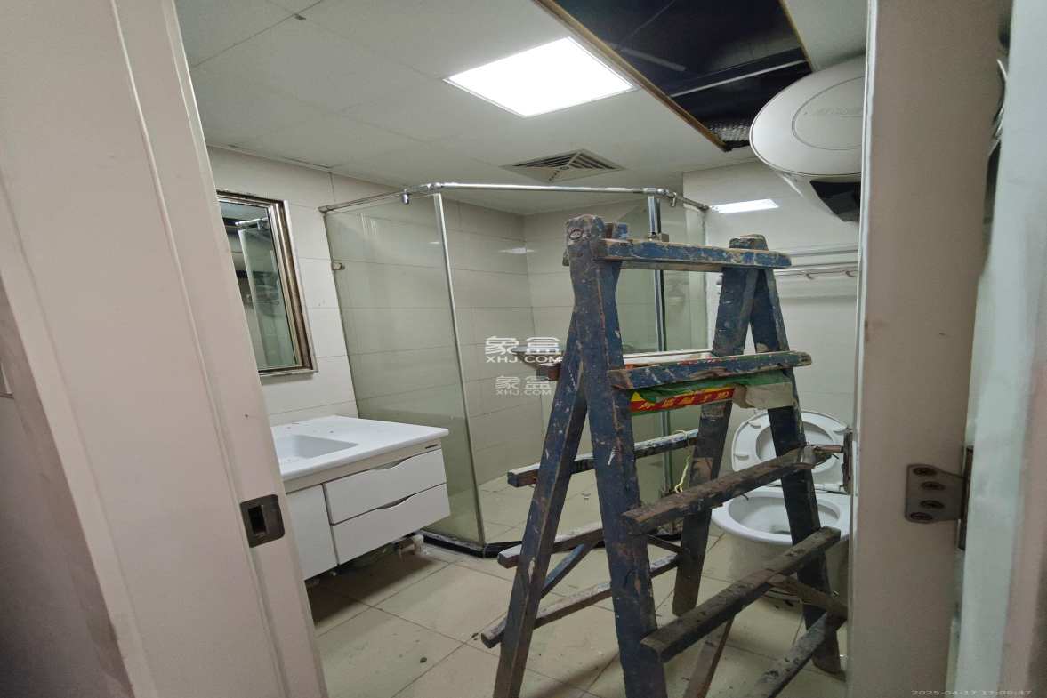 梅溪鑫苑名家 1室1厅1卫 1600.0元/月 梅溪鑫苑名家 1室1厅1卫 1600.0元/月室内图