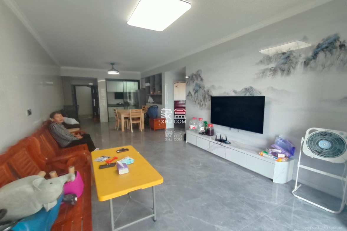 金南家园三期  2室2厅1卫    2300.0元/月 金南家园三期  2室2厅1卫    2300.0元/月室内图