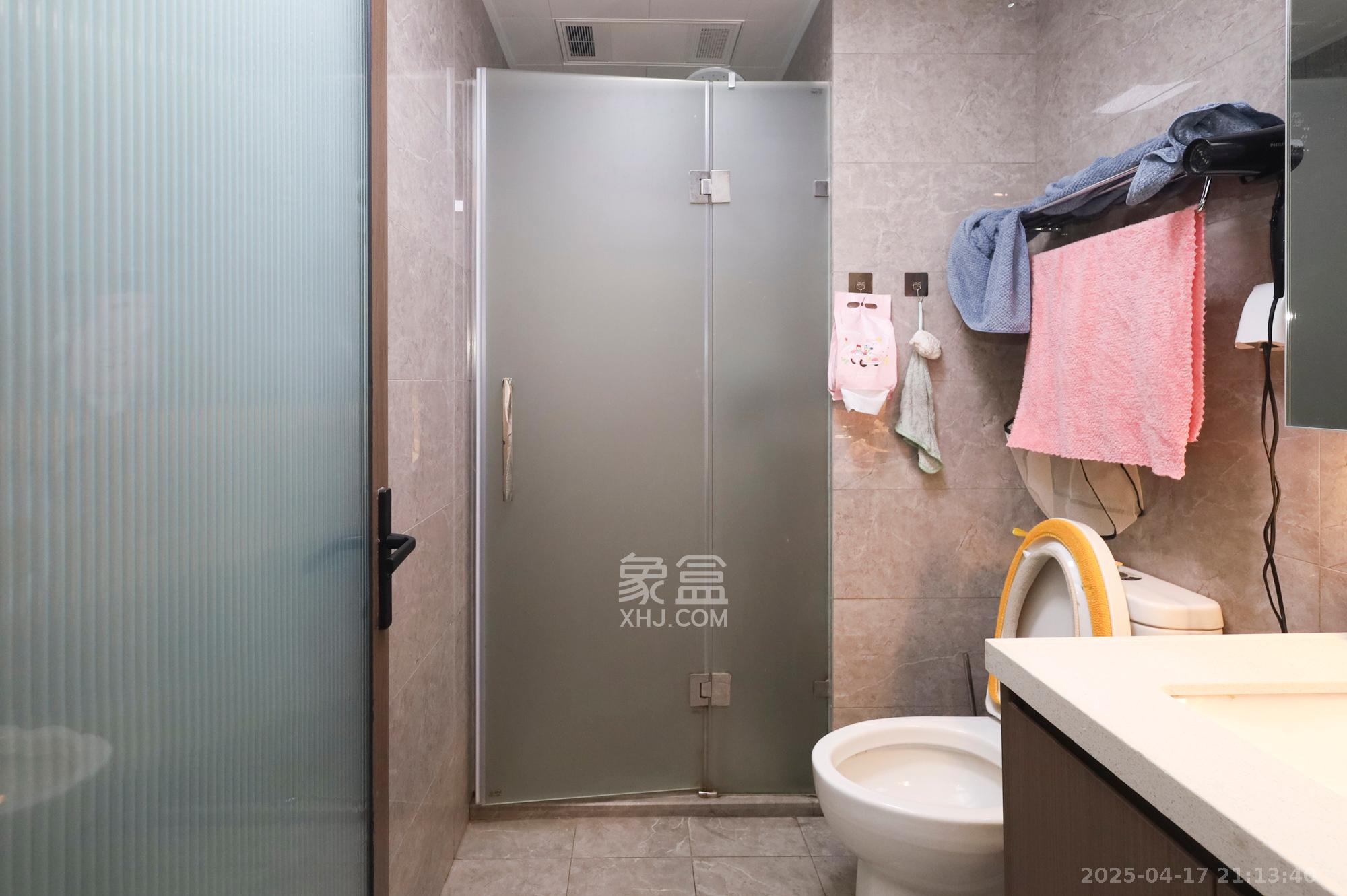 长沙万境潇湘 5室2厅2卫 298.6万 长沙万境潇湘 5室2厅2卫 298.6万卫生间